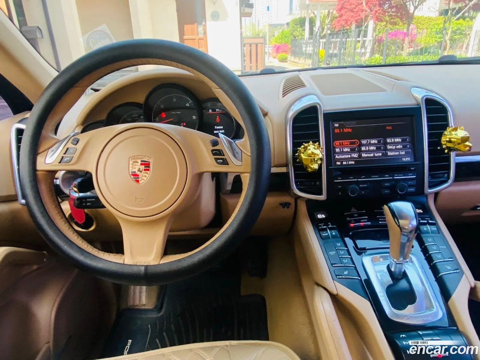 Porsche Cayenne 2012 — 18