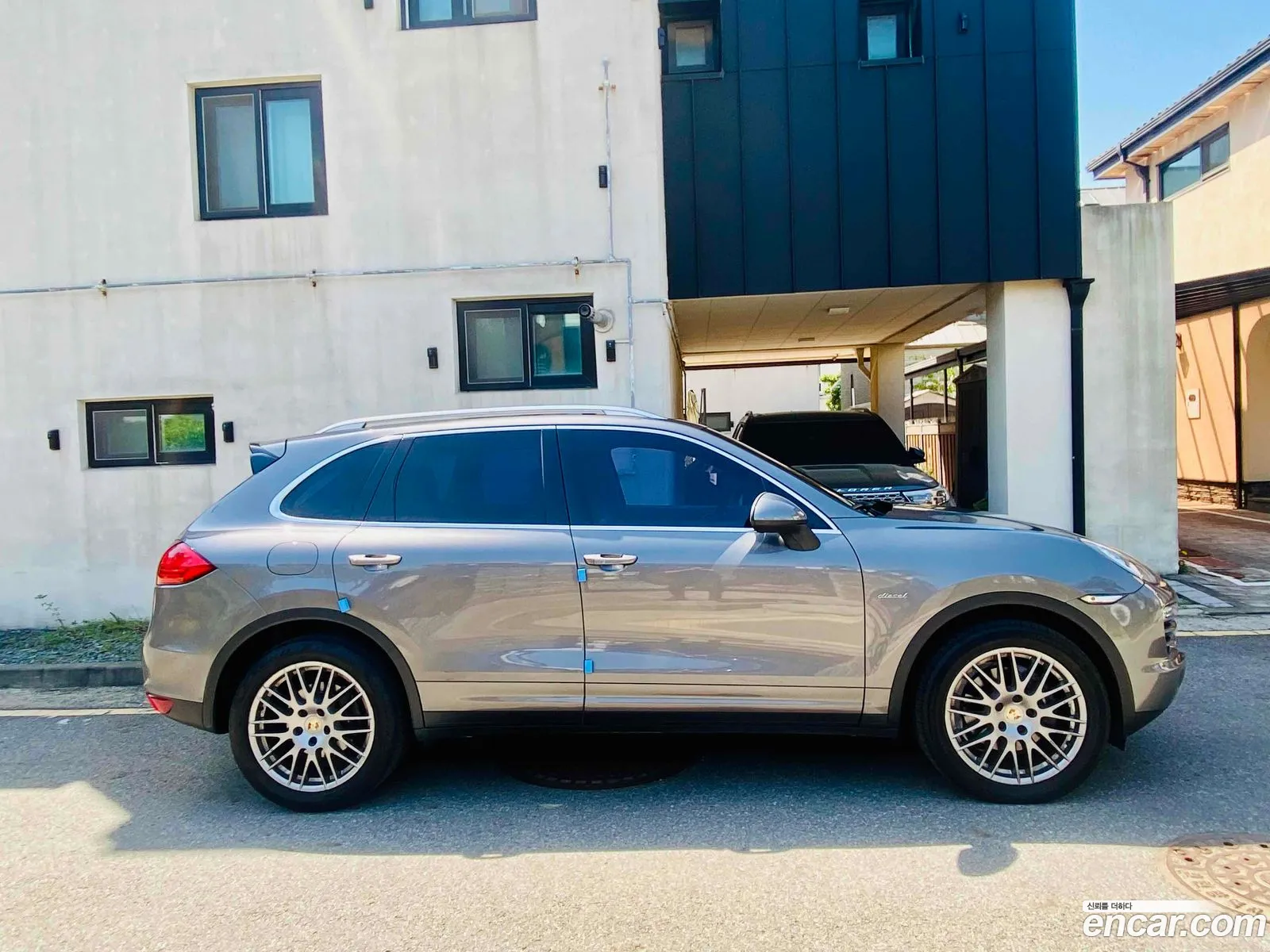 Porsche Cayenne 2012 — 3