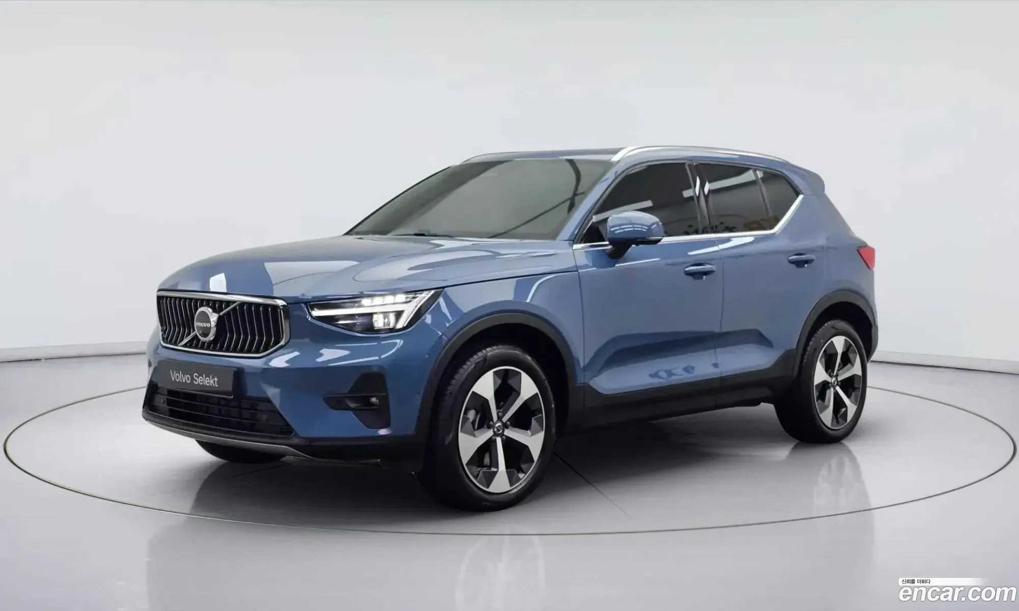 Volvo XC40 2025 — 14