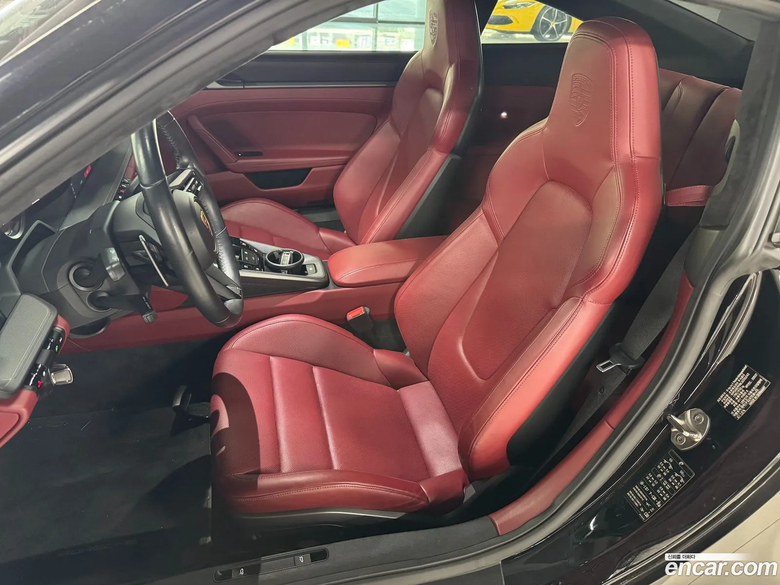 Porsche 911 2020 — 10