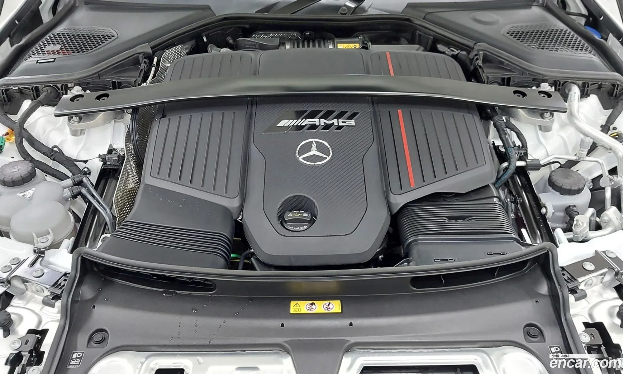 Mercedes-Benz E-Class W214 2025 — 10
