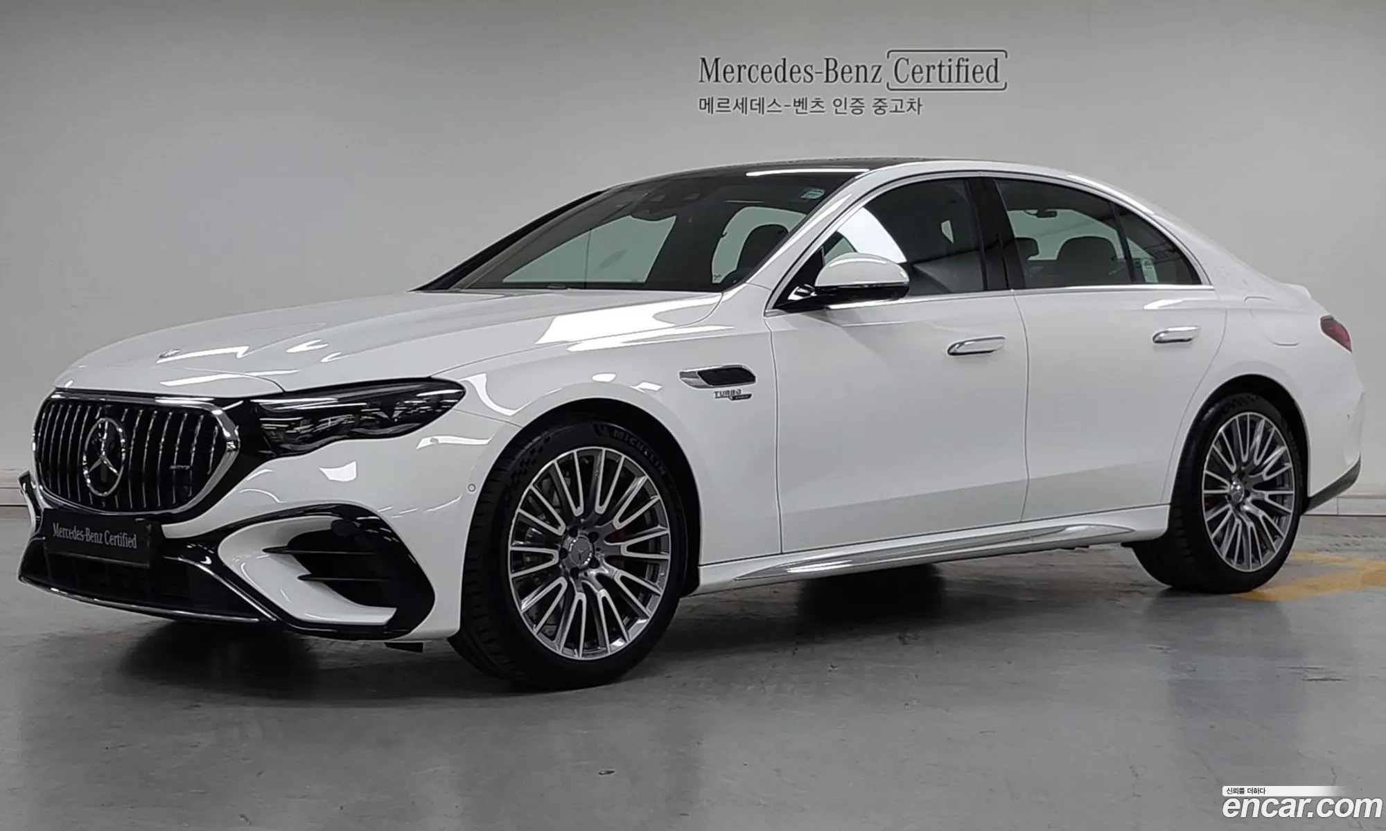 Mercedes-Benz E-Class W214 2025 — 12