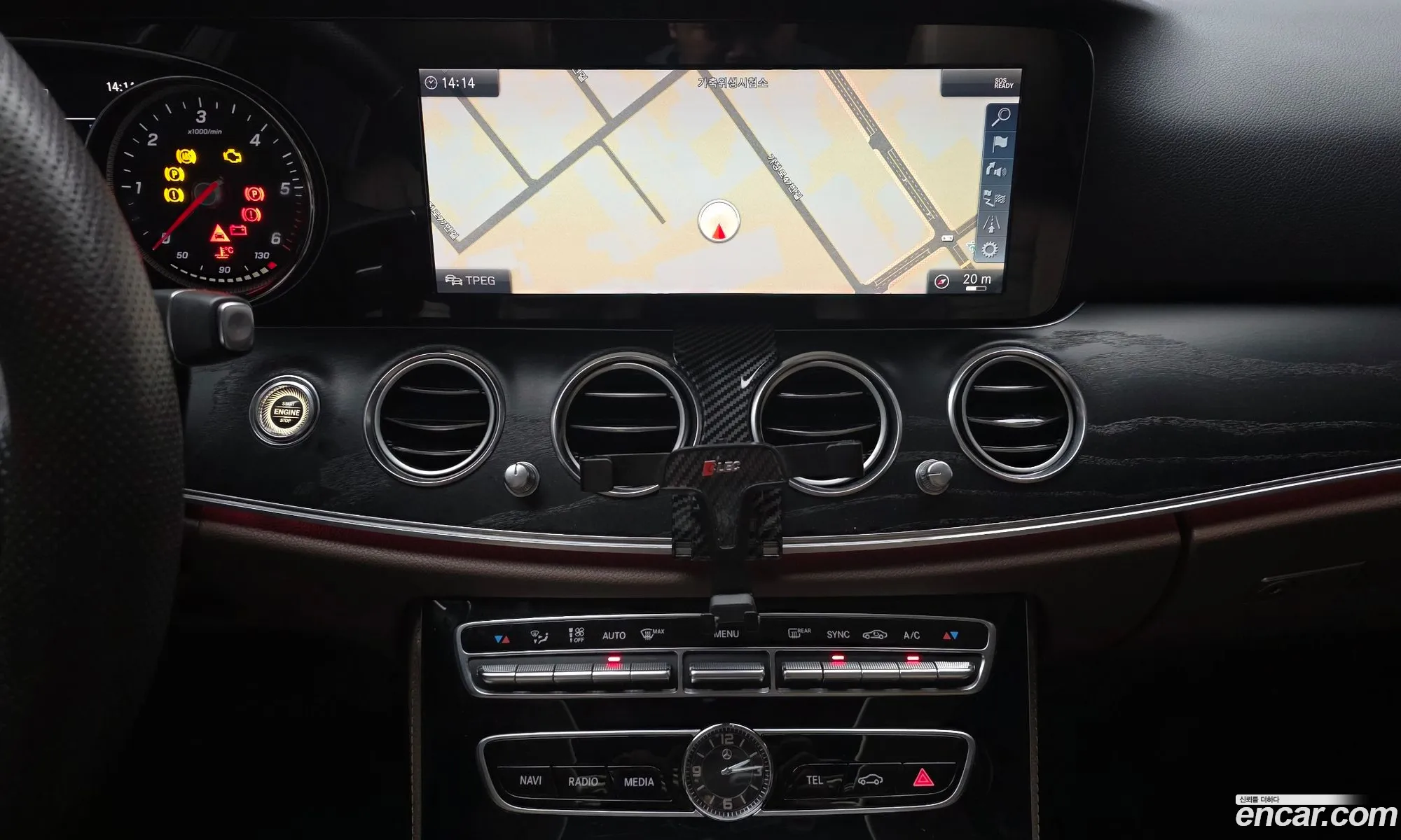 Mercedes-Benz E-Class W213 2017 — 13