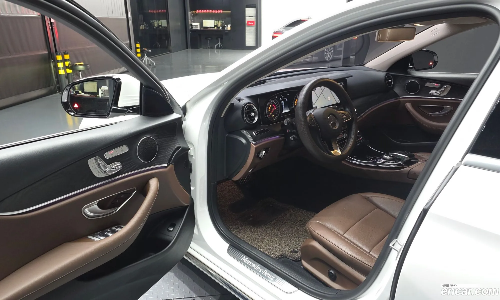 Mercedes-Benz E-Class W213 2017 — 2