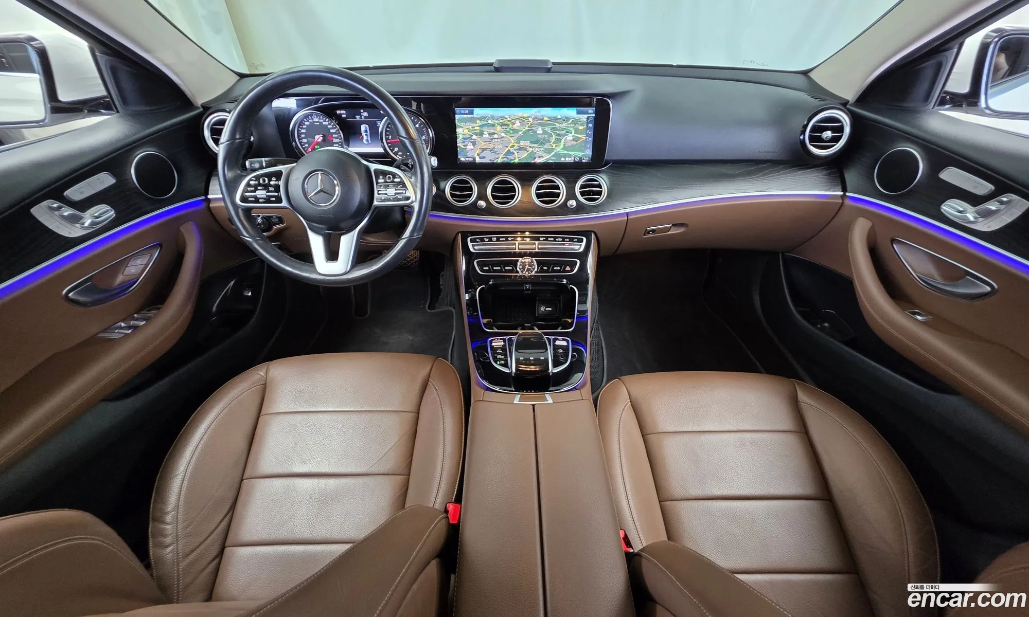 Mercedes-Benz E-Class W213 2019 WDDZF0EB4KA684201 — 4