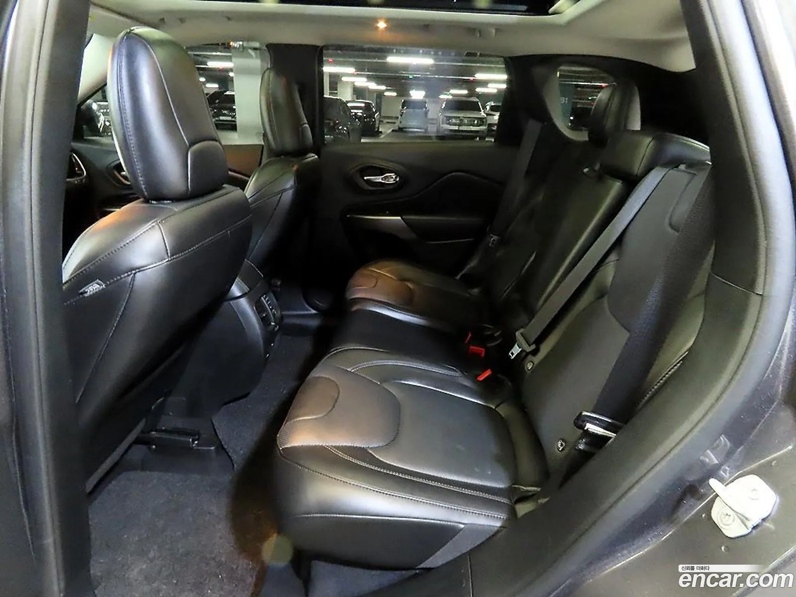 Jeep Cherokee 2020 — 2