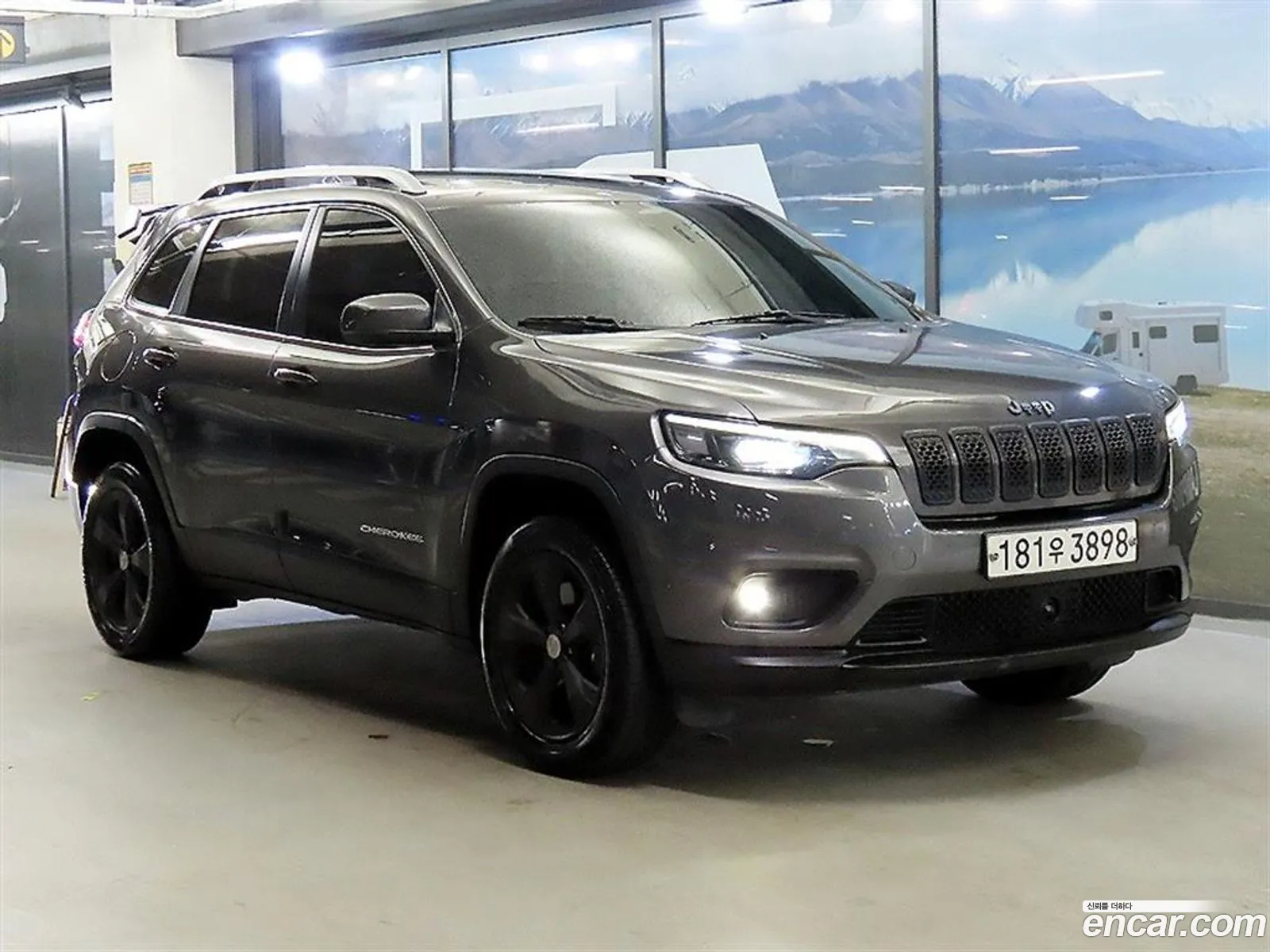 Jeep Cherokee 2020 — 4