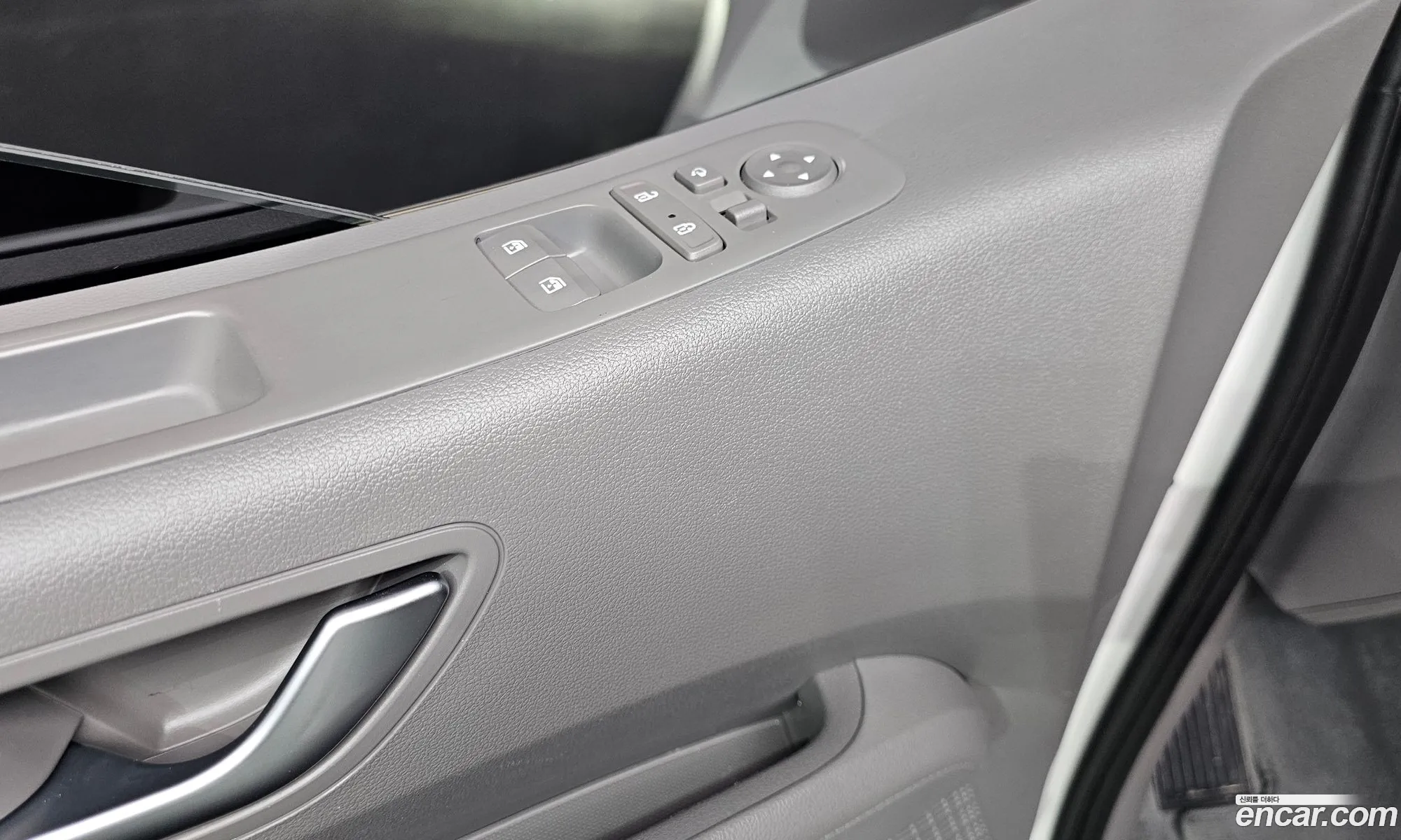 Hyundai Staria 2024 — 8