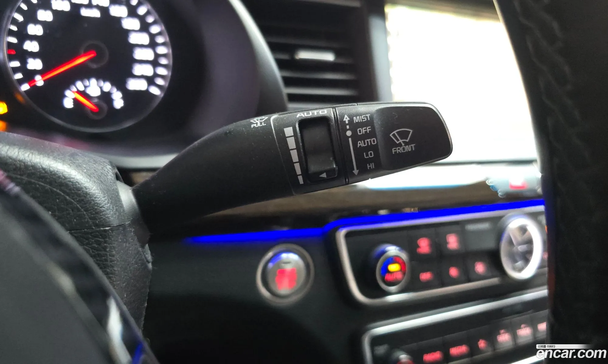 Kia K7 2017 — 33