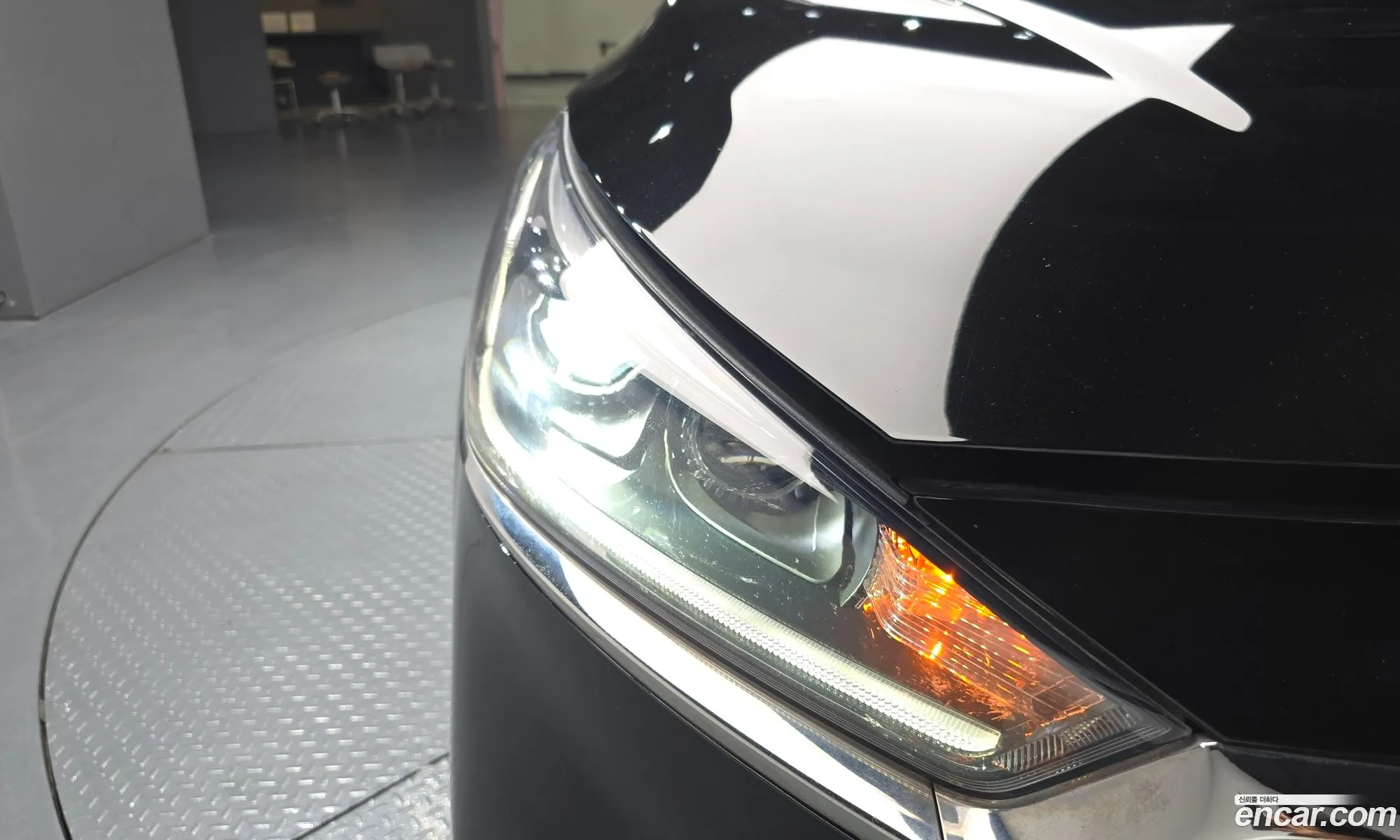 Kia K7 2017 — 19