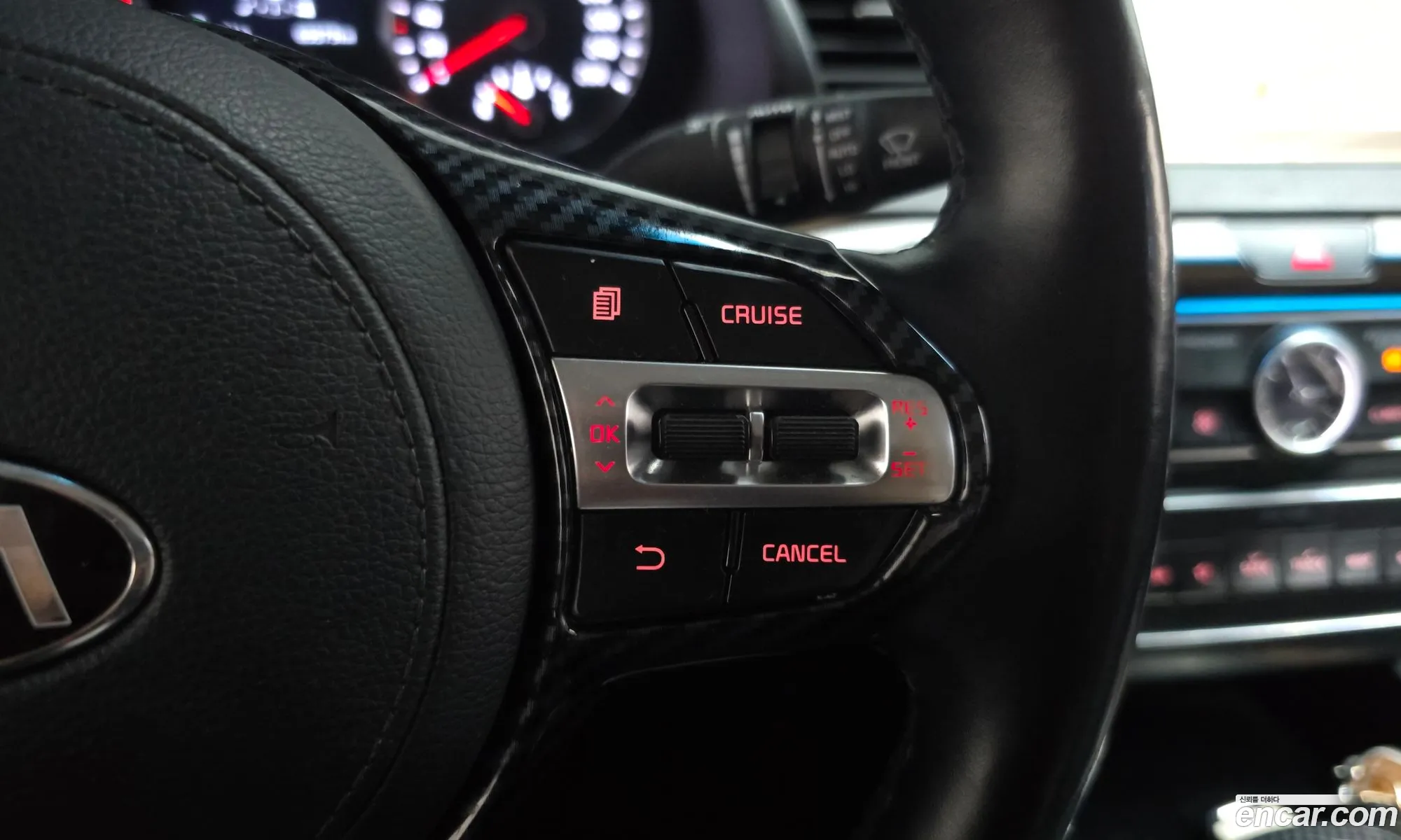 Kia K7 2017 — 31