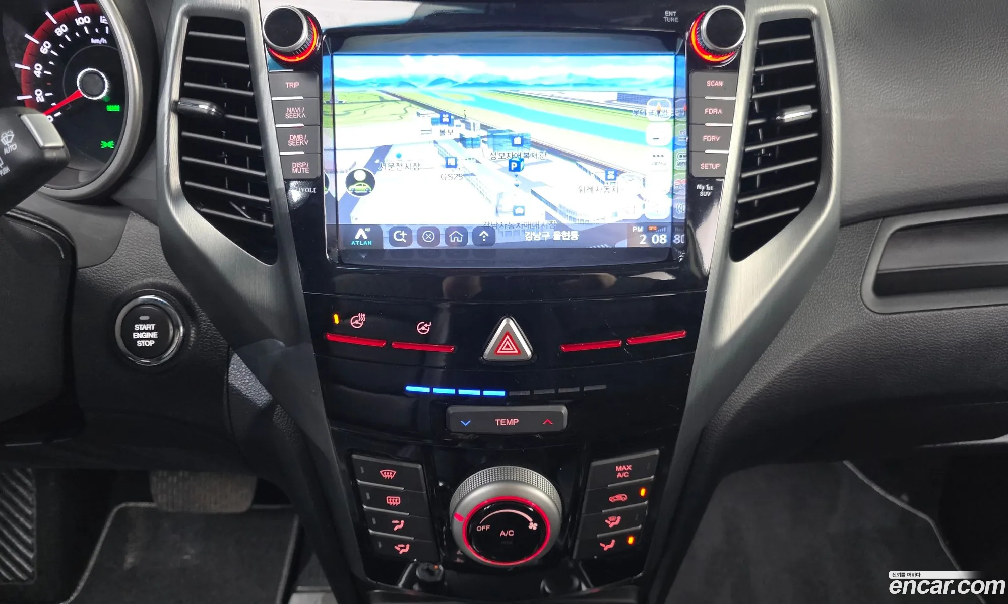 KG Mobility (SsangYong) Tivoli Armour 2018 — 24