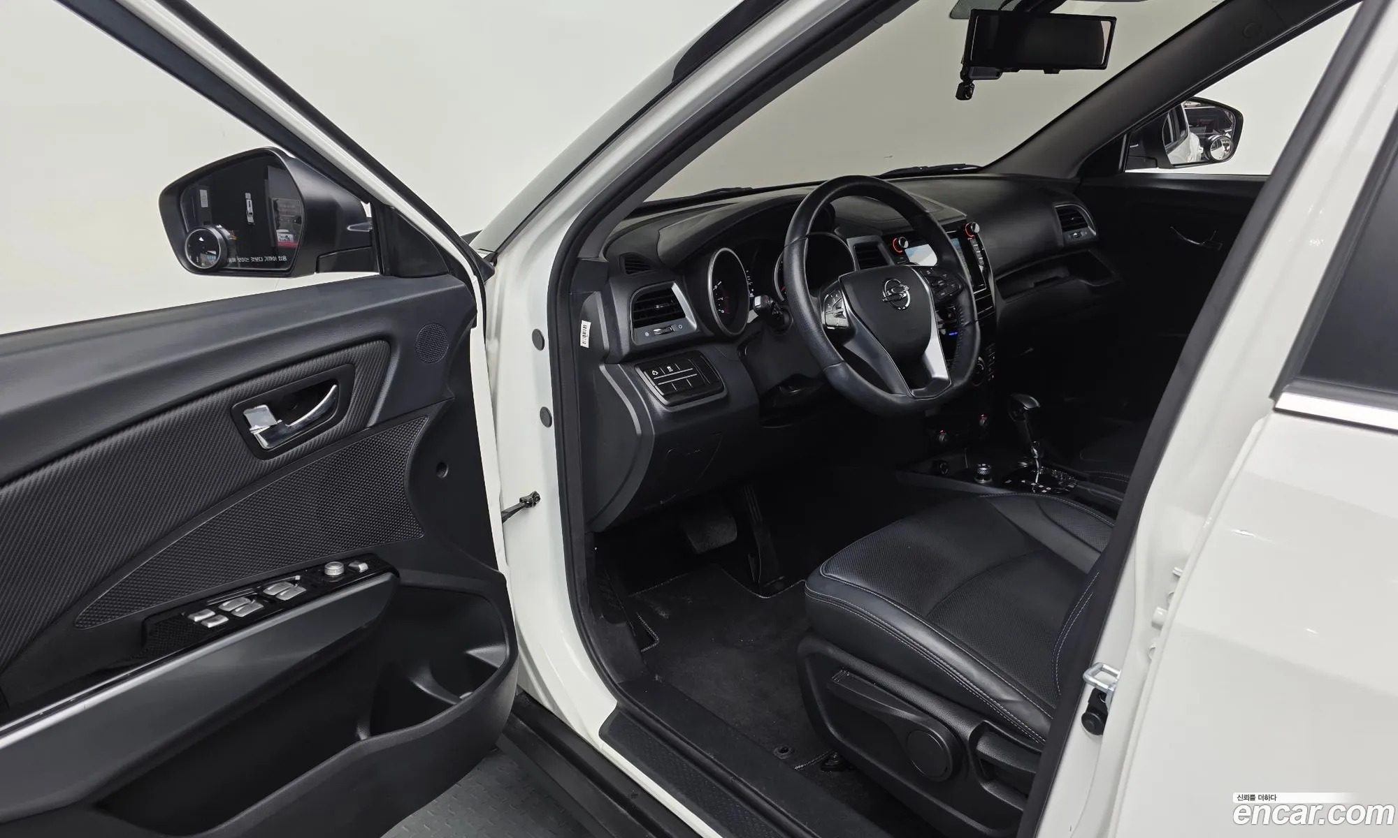 KG Mobility (SsangYong) Tivoli Armour 2018 — 5