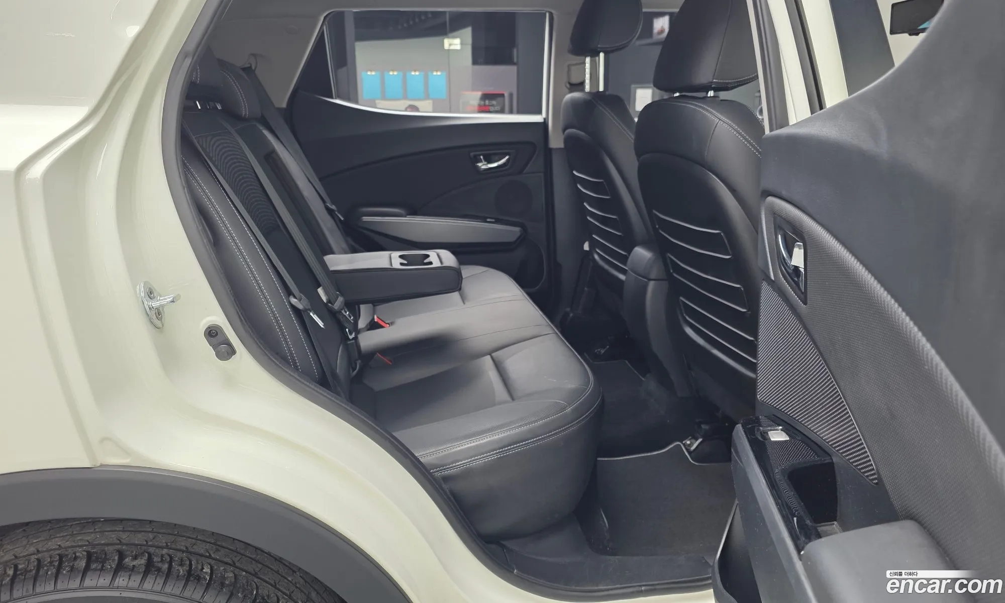 KG Mobility (SsangYong) Tivoli Armour 2018 — 15