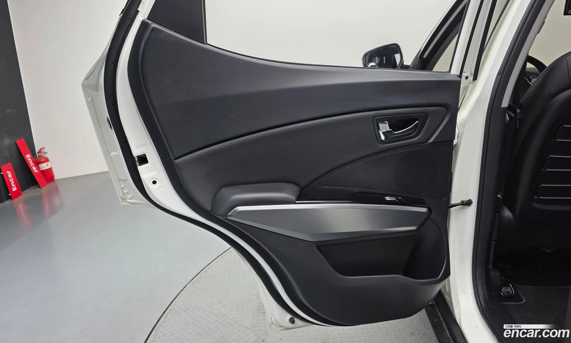 KG Mobility (SsangYong) Tivoli Armour 2018 — 9