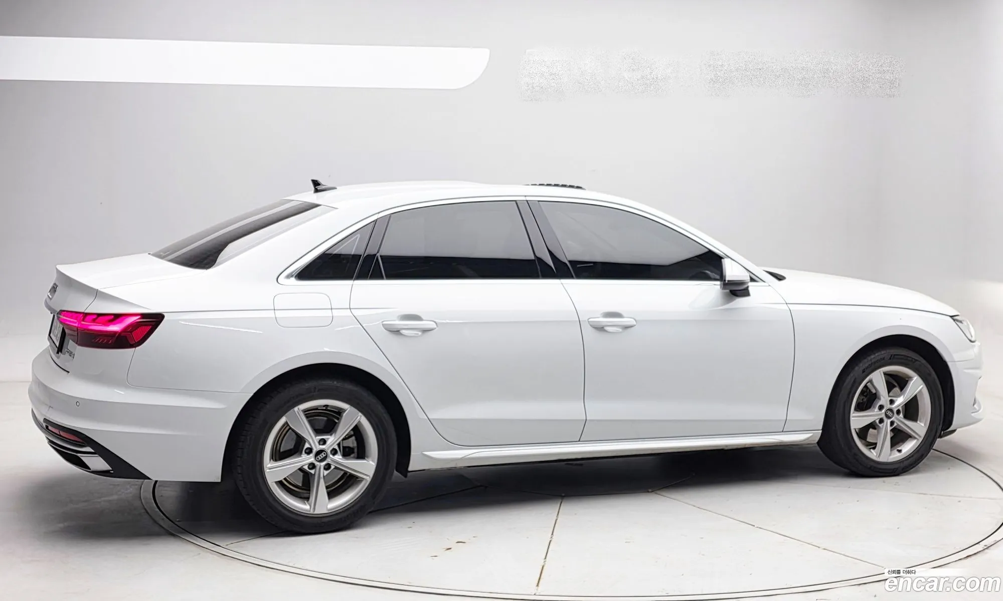 Audi A4 2021 — 5