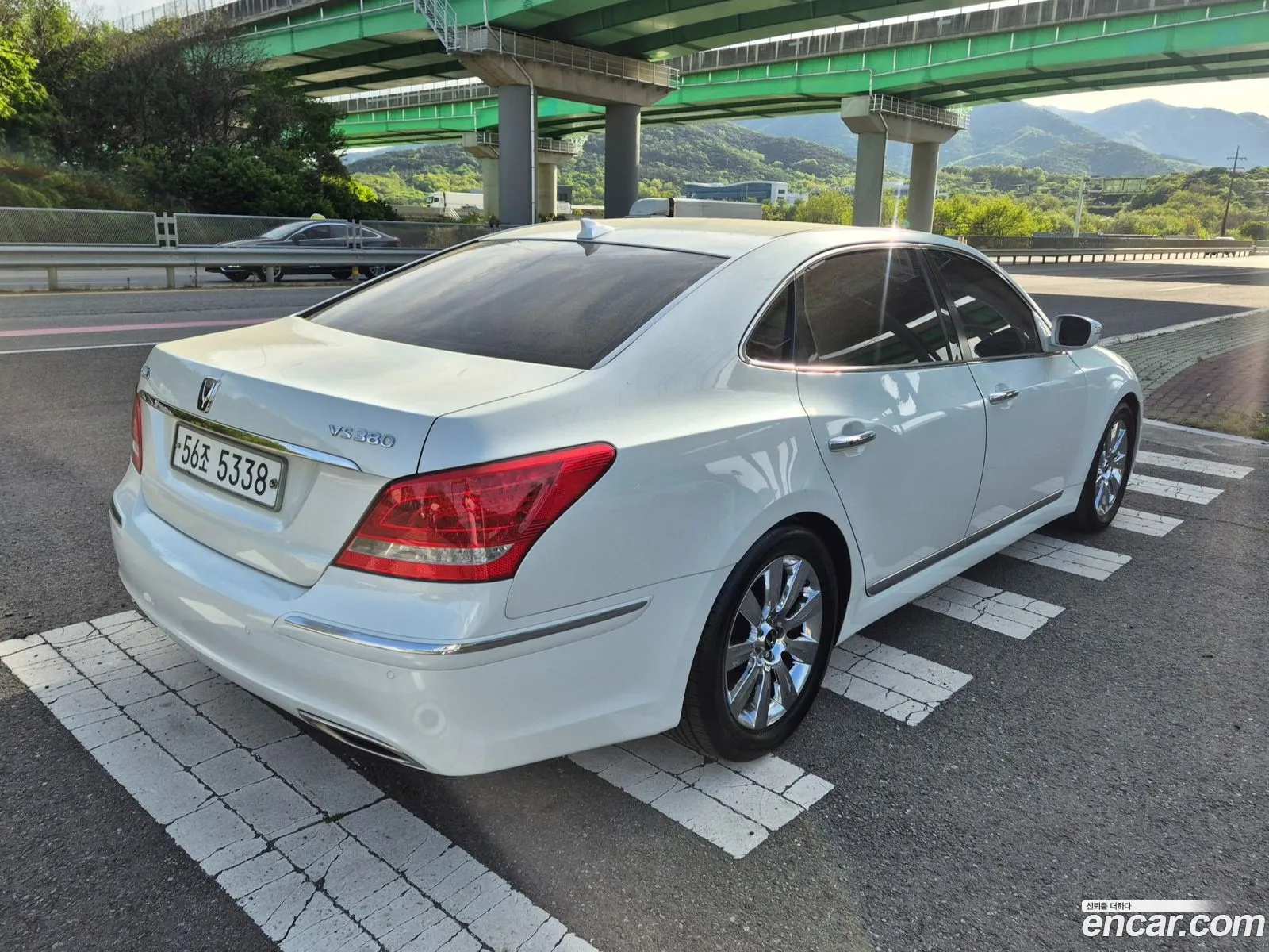 Hyundai Equus 2009 — 10
