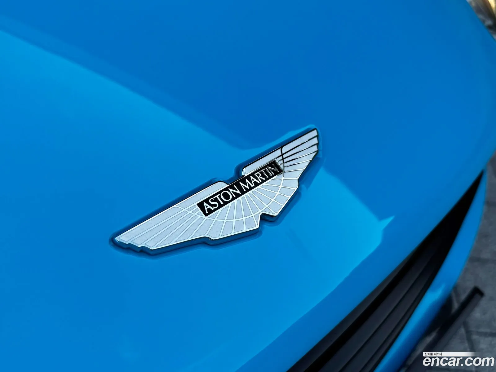 Aston Martin Vanquish 2015 — 18