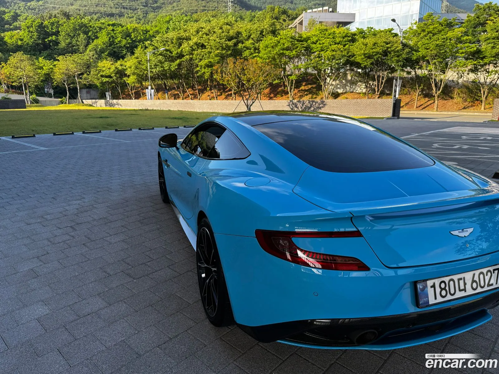 Aston Martin Vanquish 2015 — 5