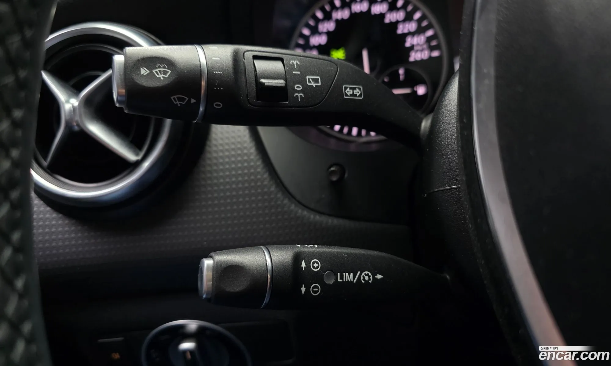 Mercedes-Benz A-Class W176 2015 WDDBF1CB5FJ334740 — 14