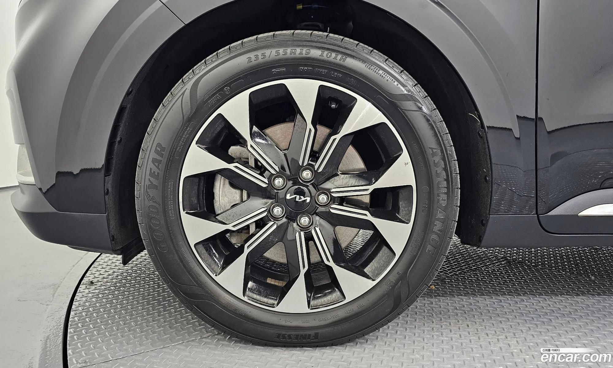 Kia Carnival 2023 KNANC81BBPS249076 — 28