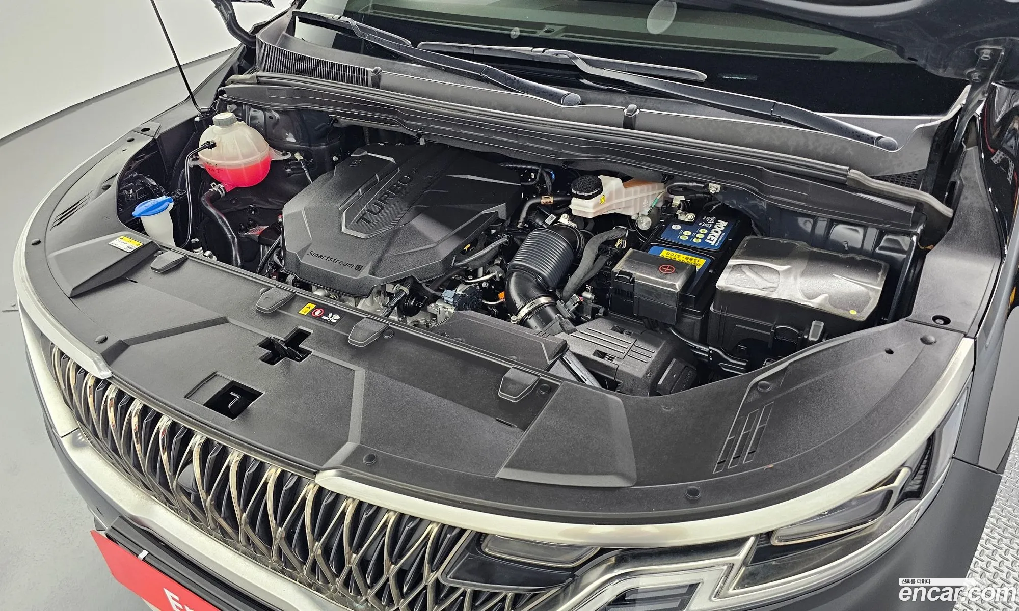 Kia Carnival 2023 KNANC81BBPS249076 — 8