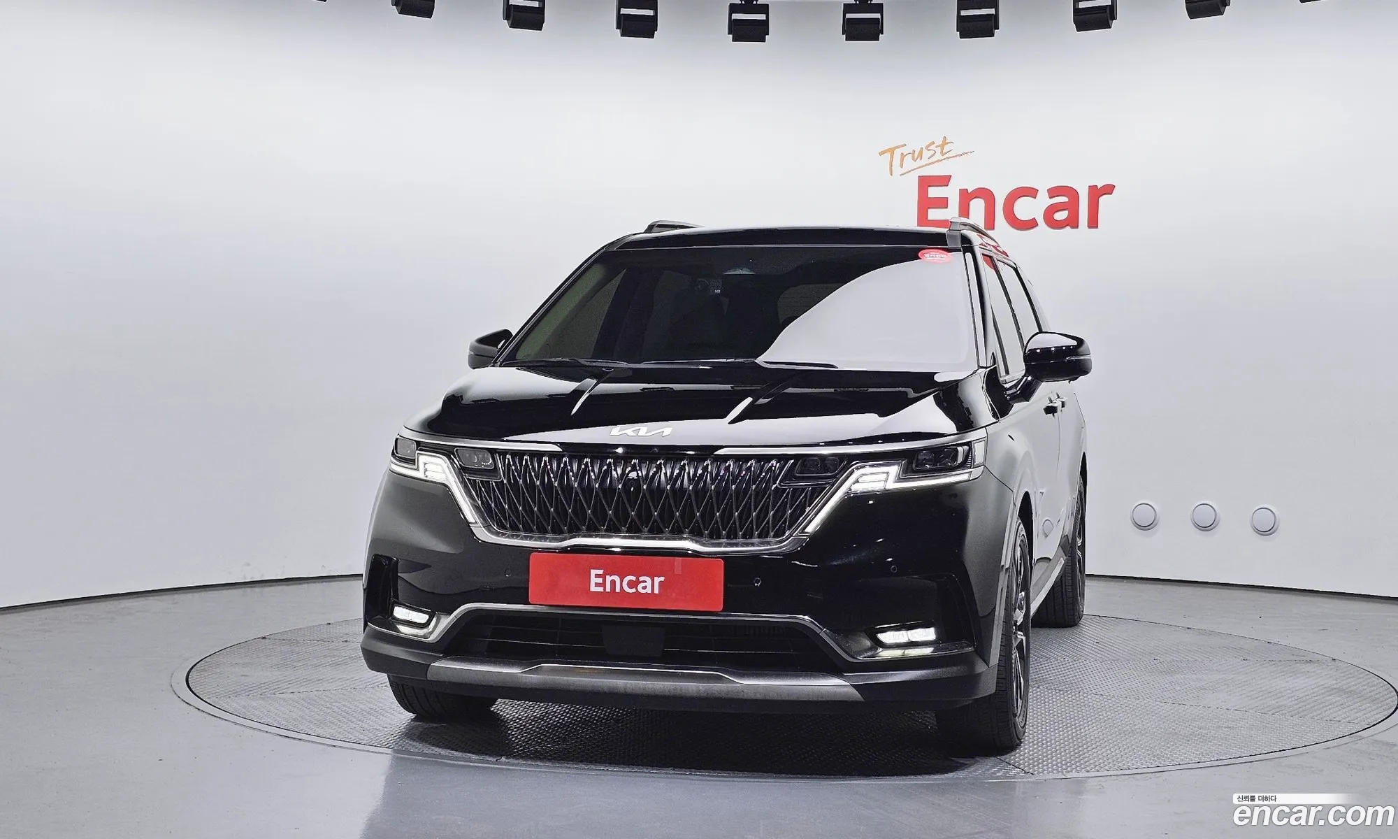 Kia Carnival 2023 KNANC81BBPS249076 — 10