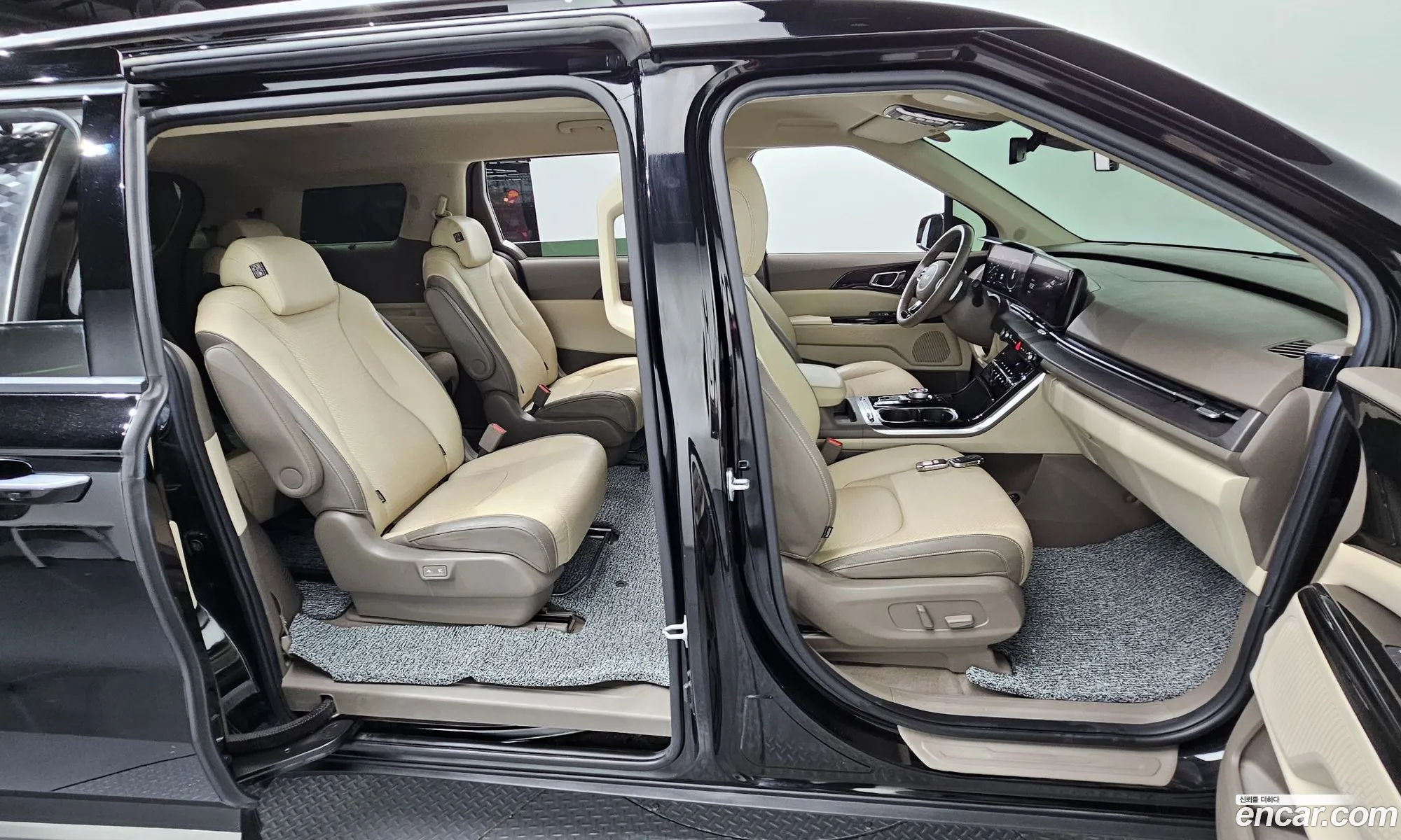 Kia Carnival 2023 KNANC81BBPS249076 — 15