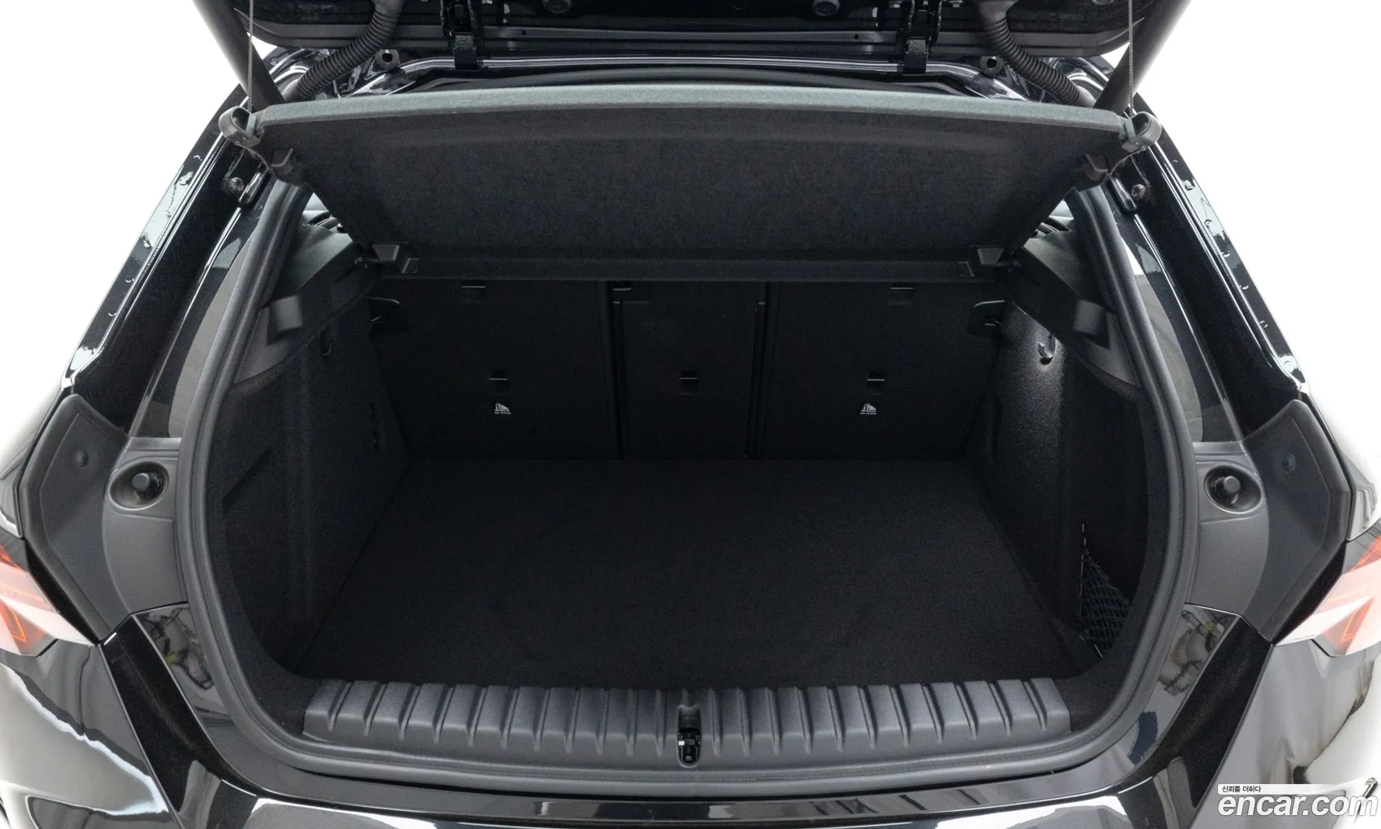 BMW 1 Series 2025 — 13