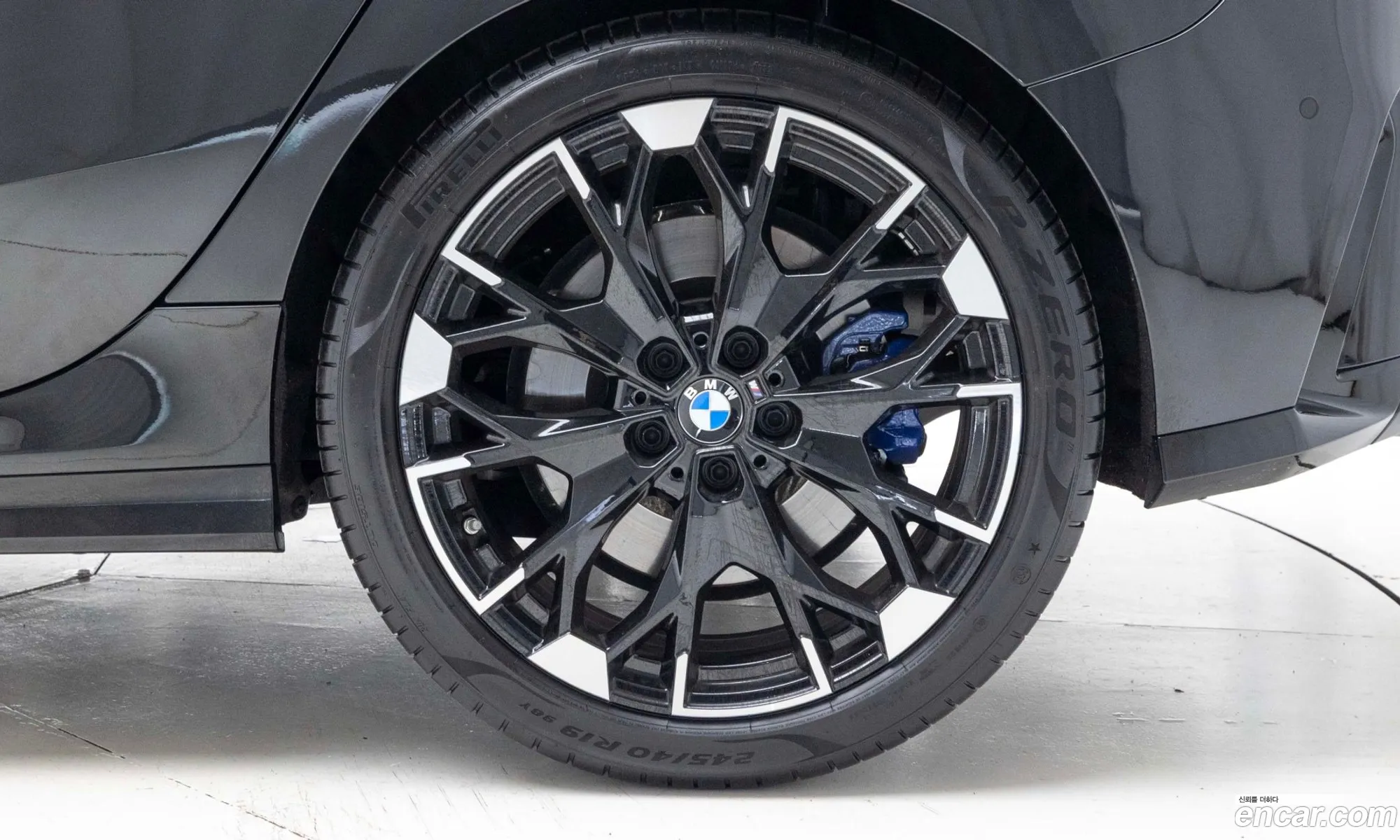 BMW 1 Series 2025 — 4