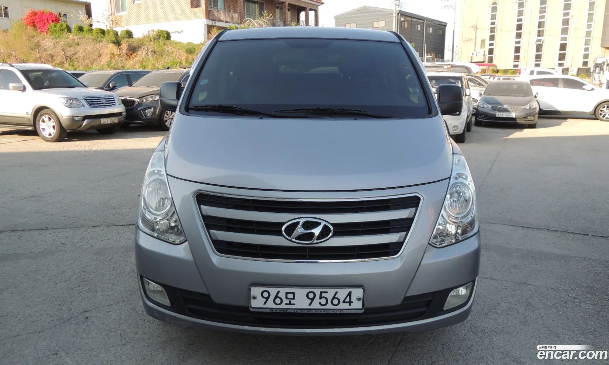 Hyundai Grand Starex 2016 — 17