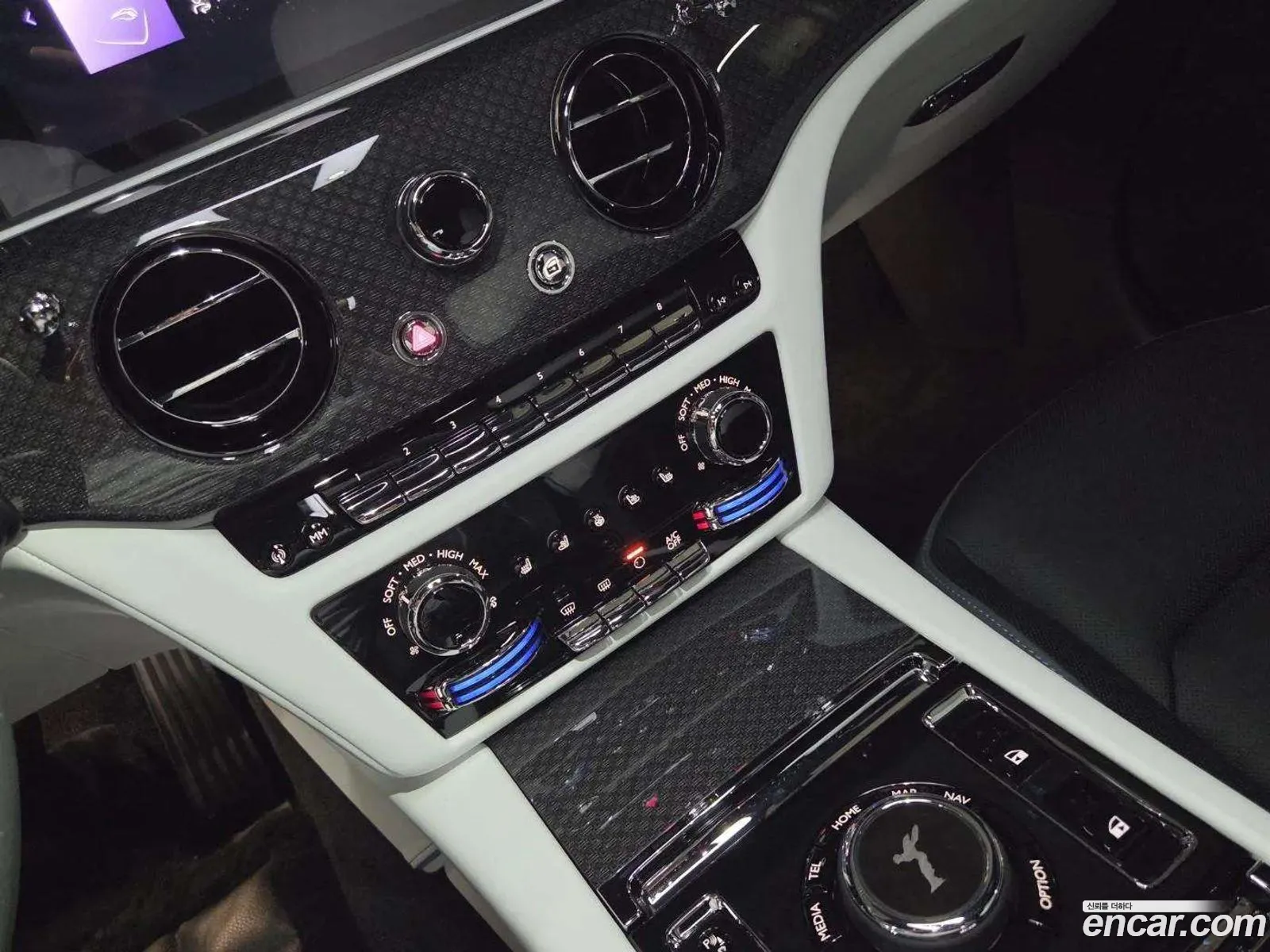 Rolls-Royce Spectre 2025 — 5