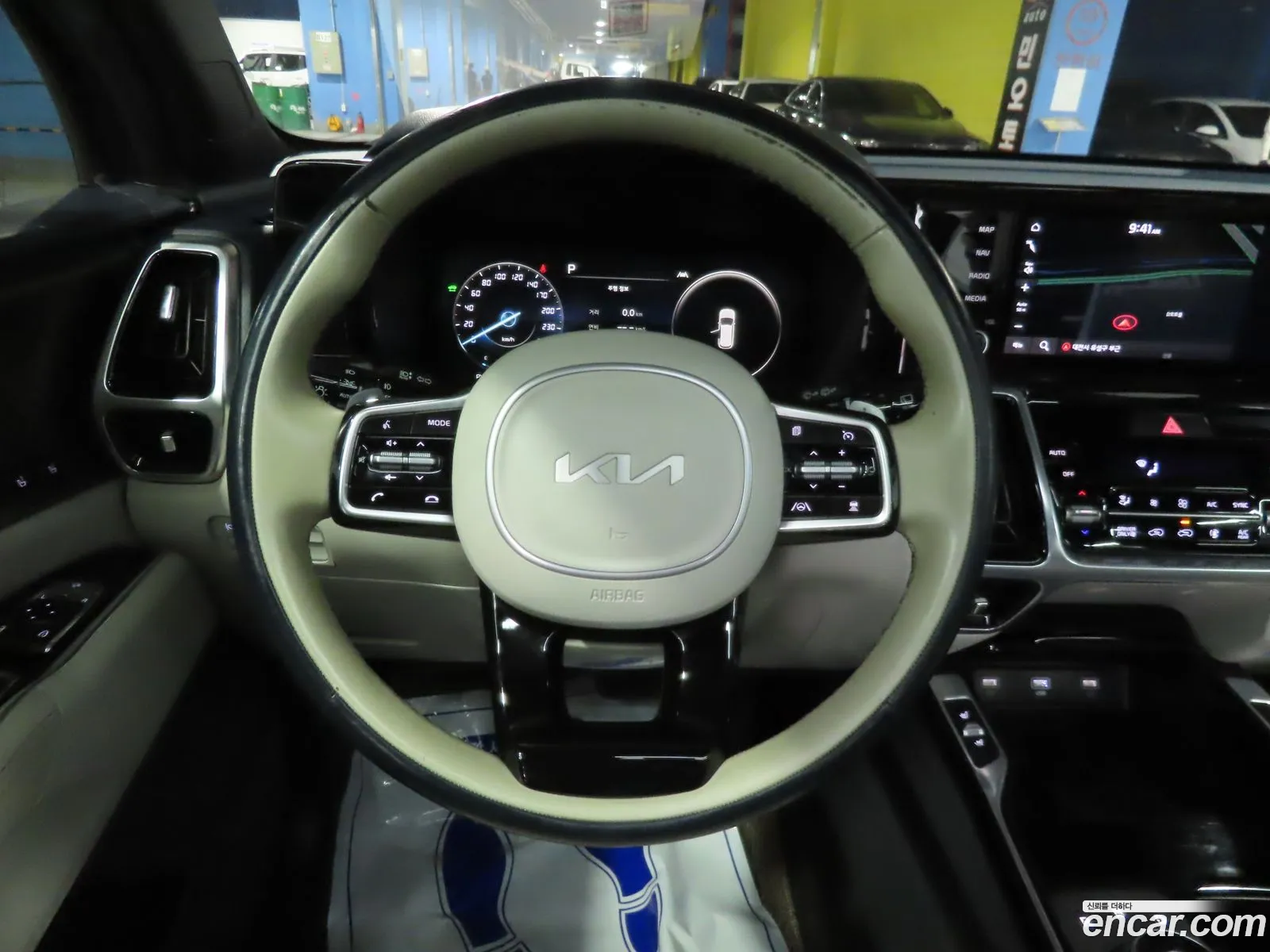 Kia Sorento 2022 — 13