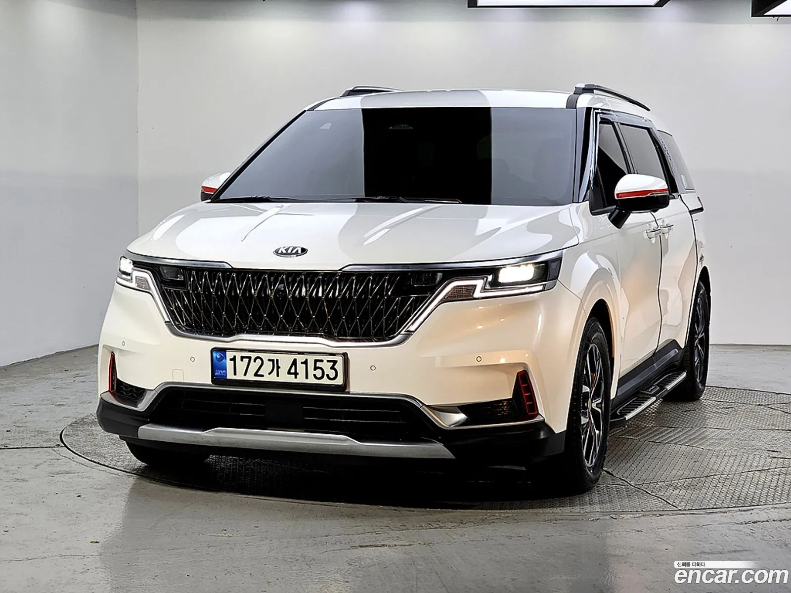 Kia Carnival 2021 — 2