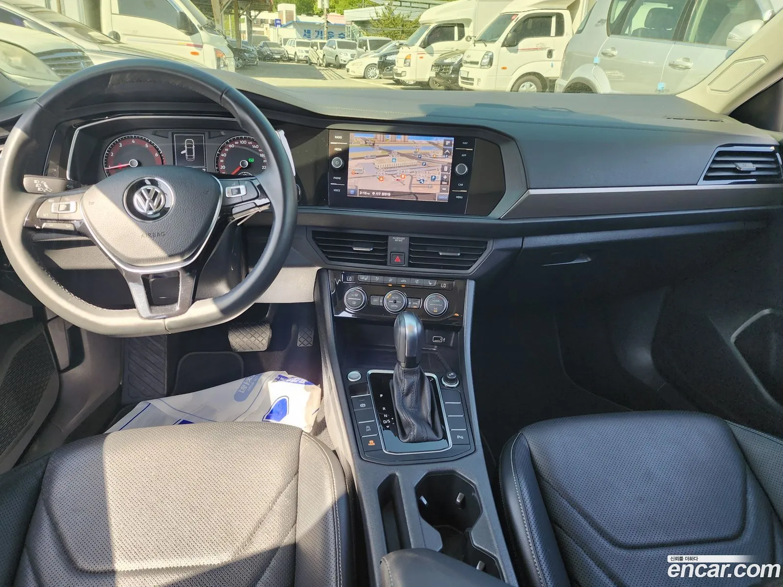 Volkswagen Jetta 7th Gen 2020 — 18