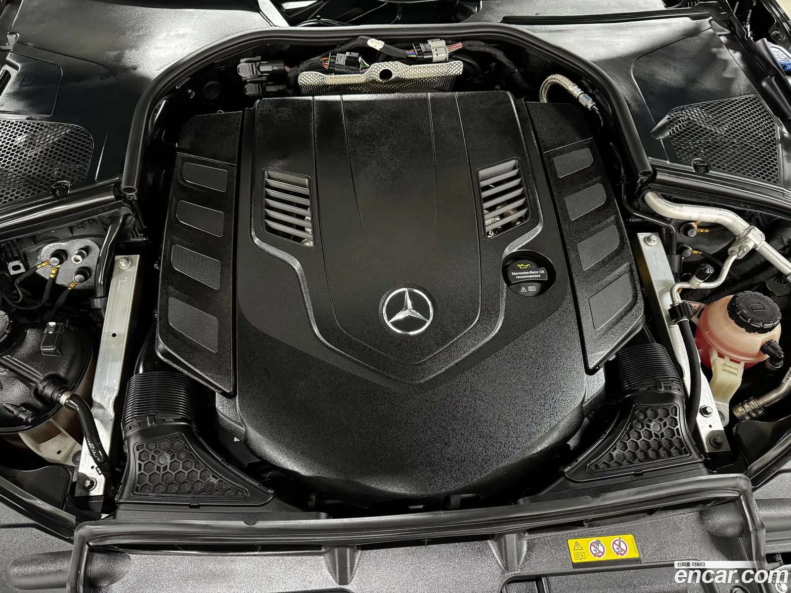 Mercedes-Benz S-Class W223 2022 — 18