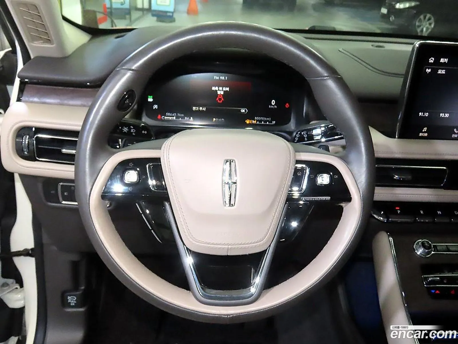 Lincoln Aviator 2023 — 18