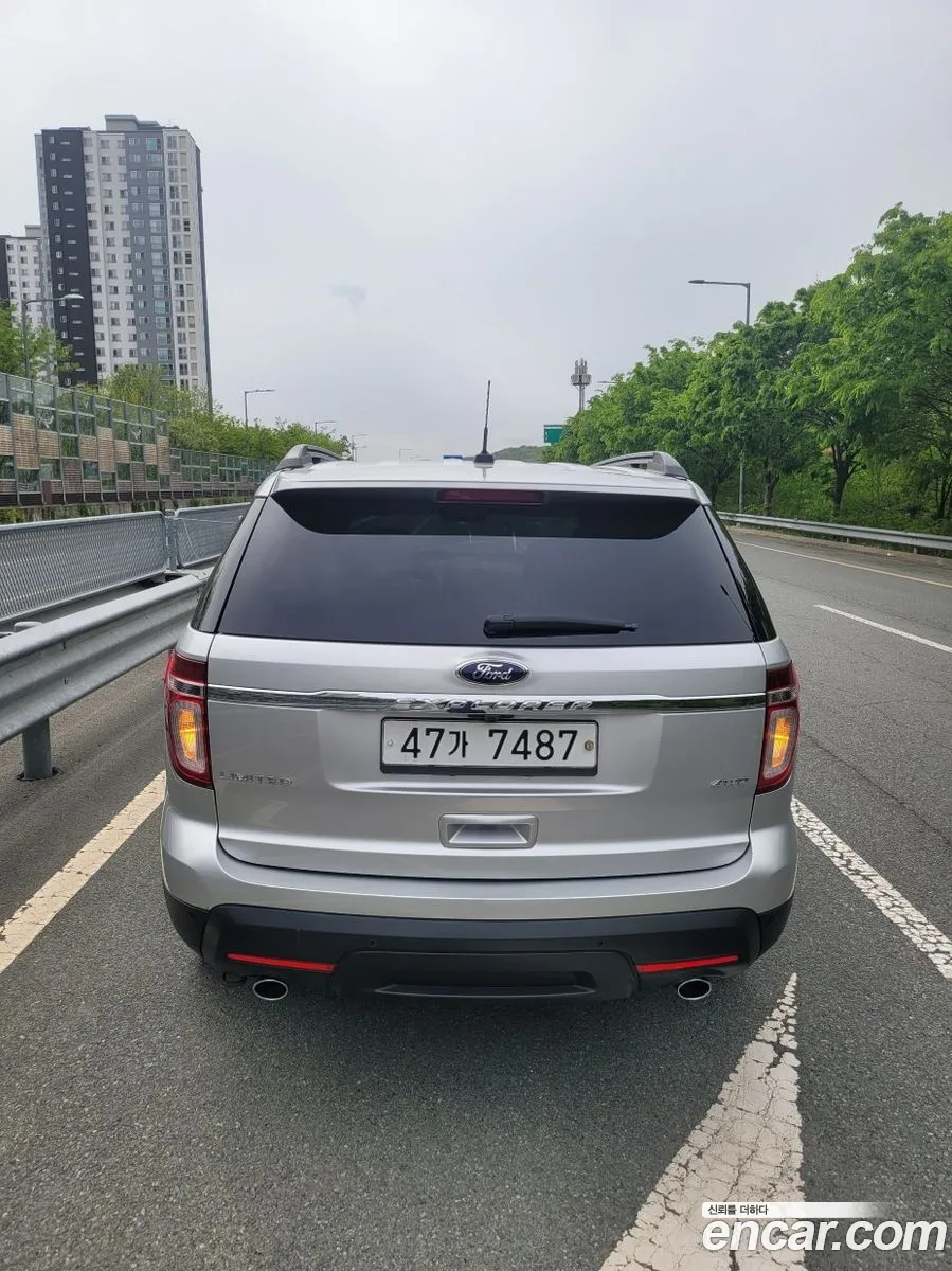 Ford Explorer 2014 — 8