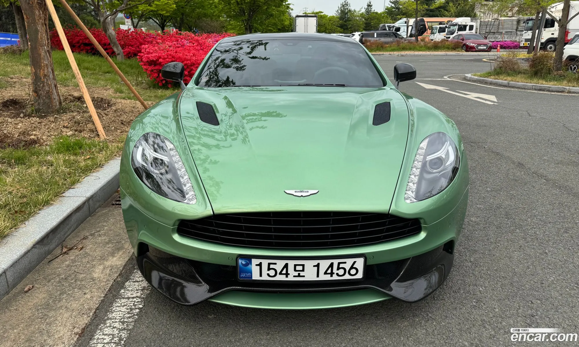 Aston Martin Vanquish 2016 — 13