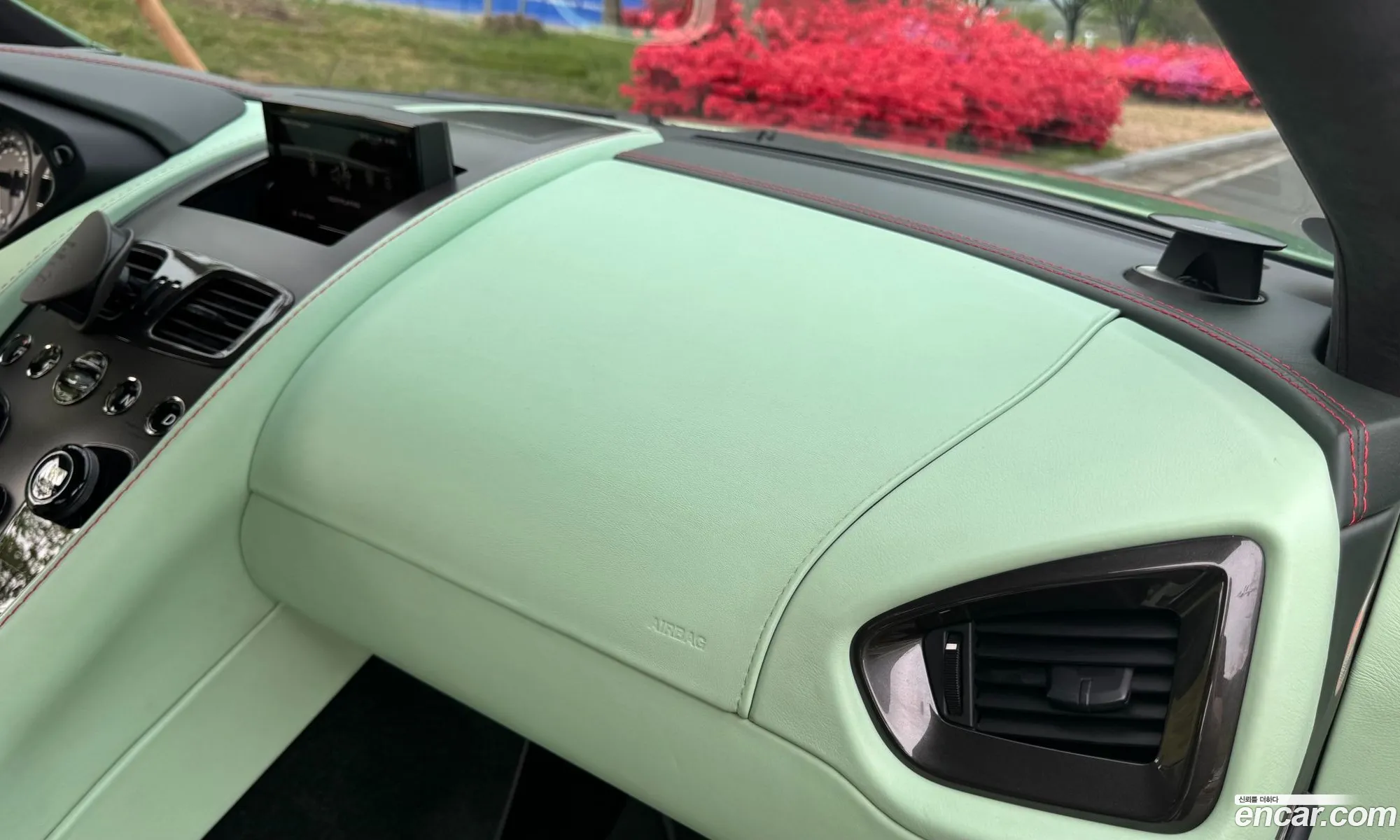 Aston Martin Vanquish 2016 — 7