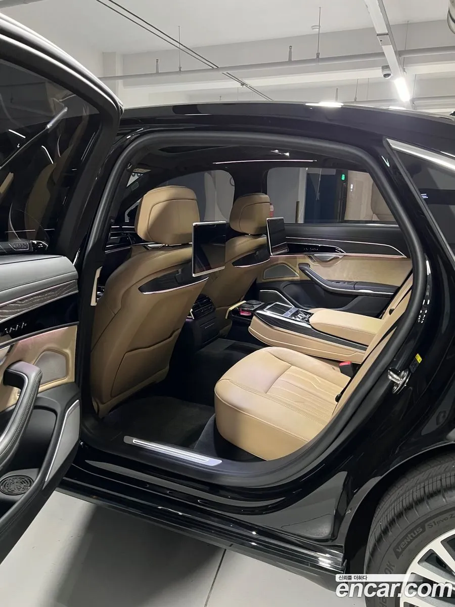 Audi A8 2020 — 14