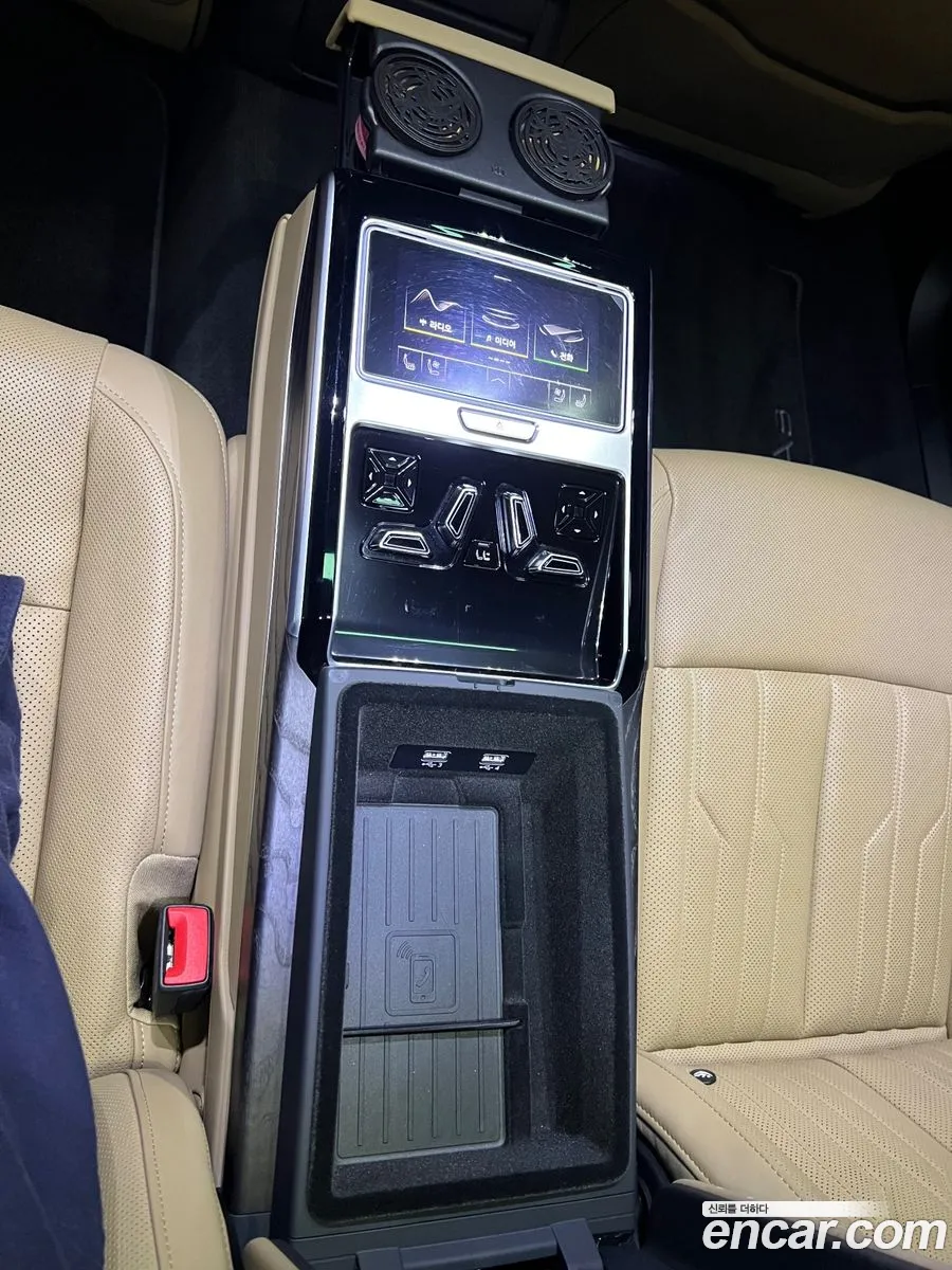 Audi A8 2020 — 18