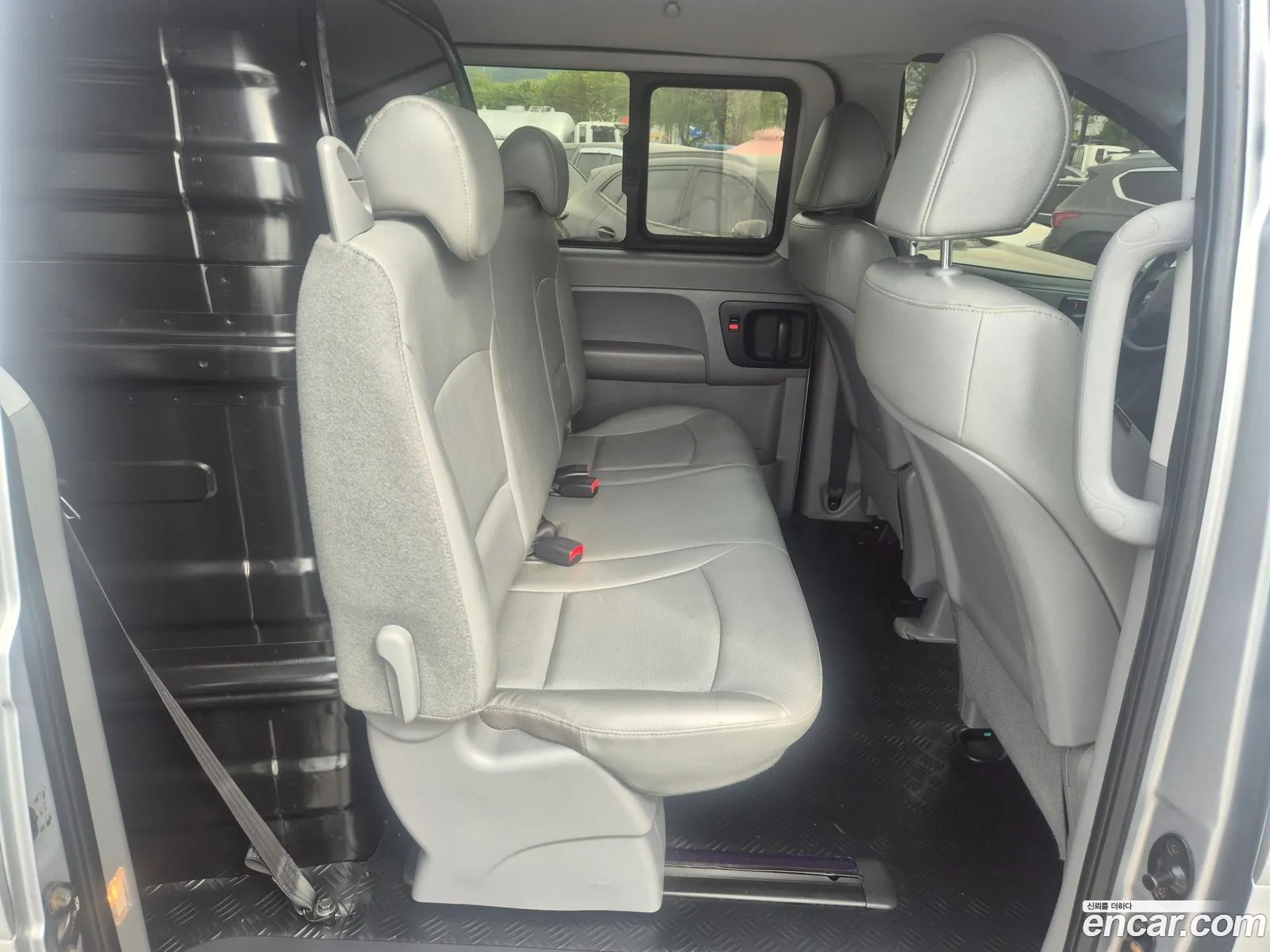 Hyundai Grand Starex 2017 — 2