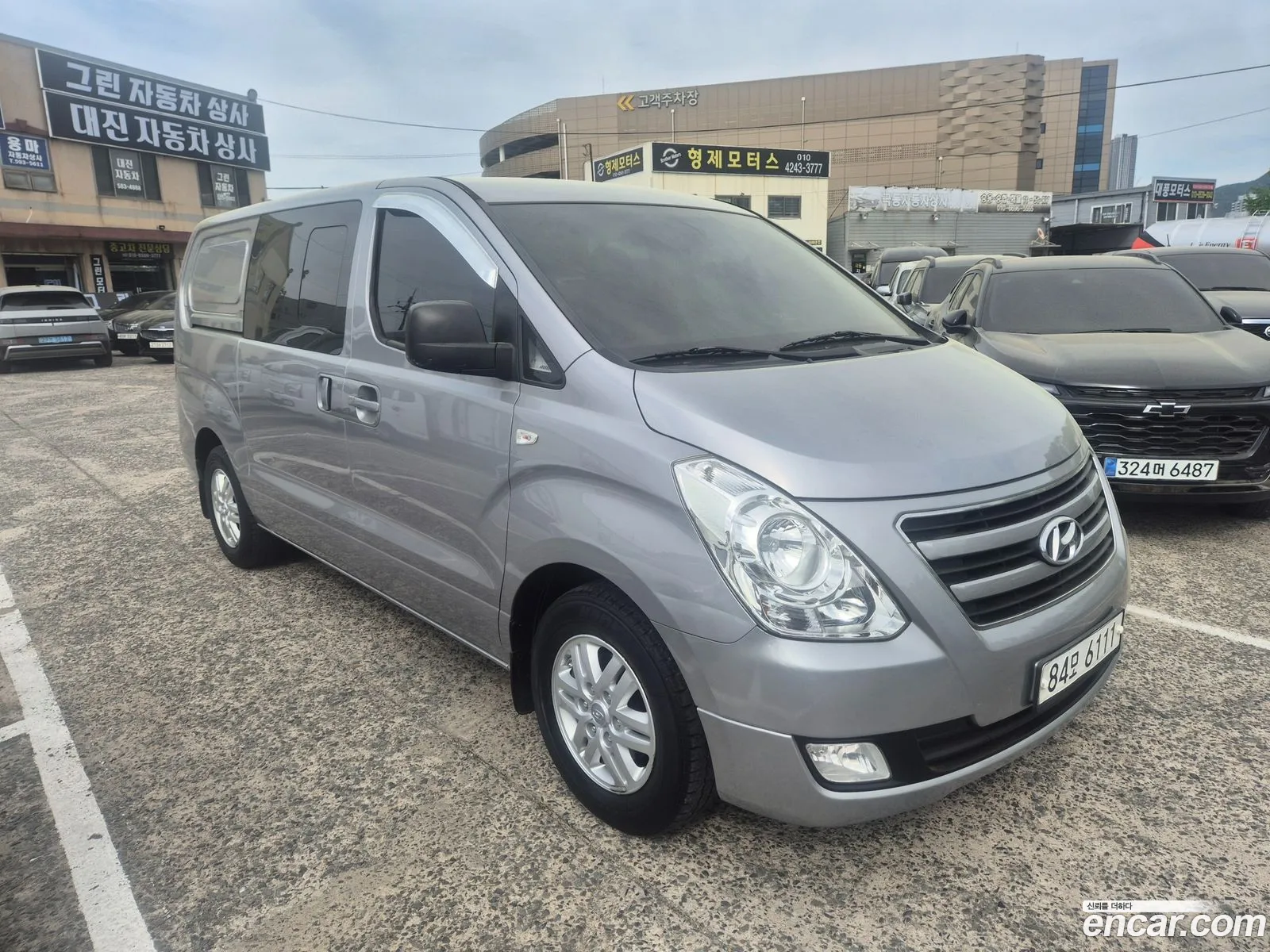 Hyundai Grand Starex 2017 — 9