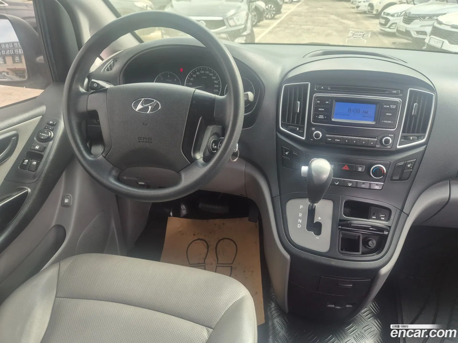 Hyundai Grand Starex 2017 — 17