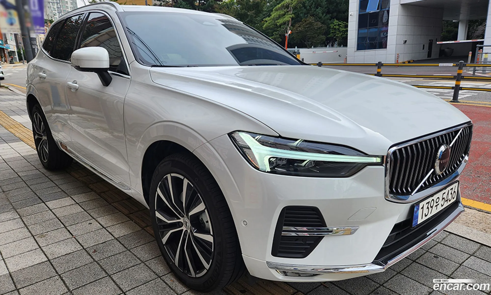Volvo XC60 2023 — 8