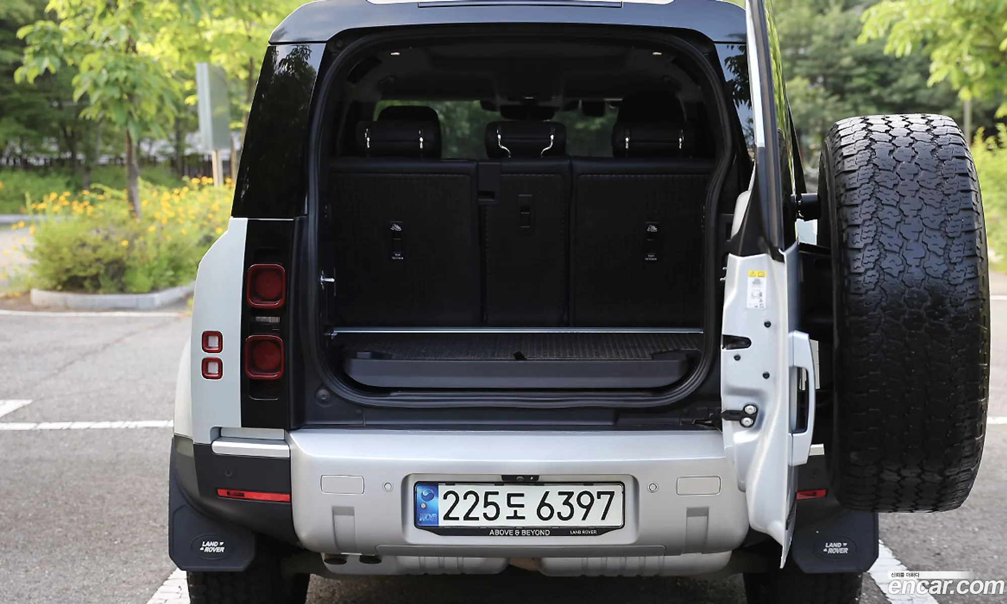 Land Rover Defender 2021 — 5