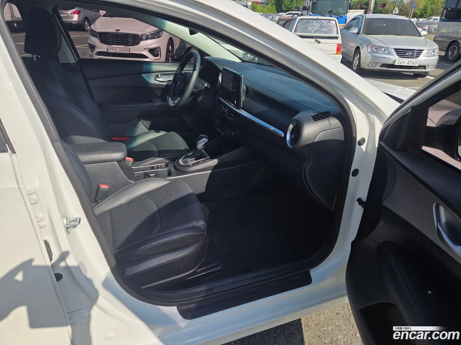 Kia K3 2022 — 20