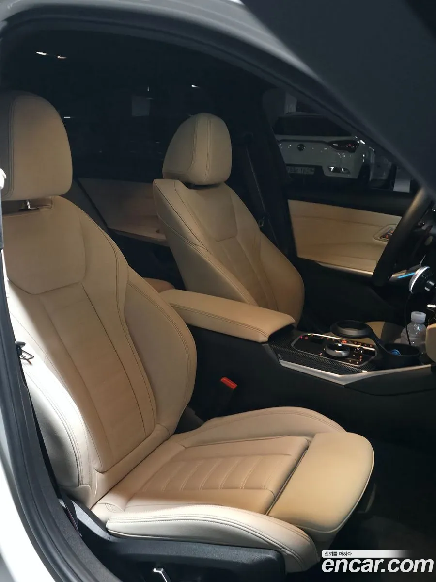 BMW 3 Series 2025 — 16