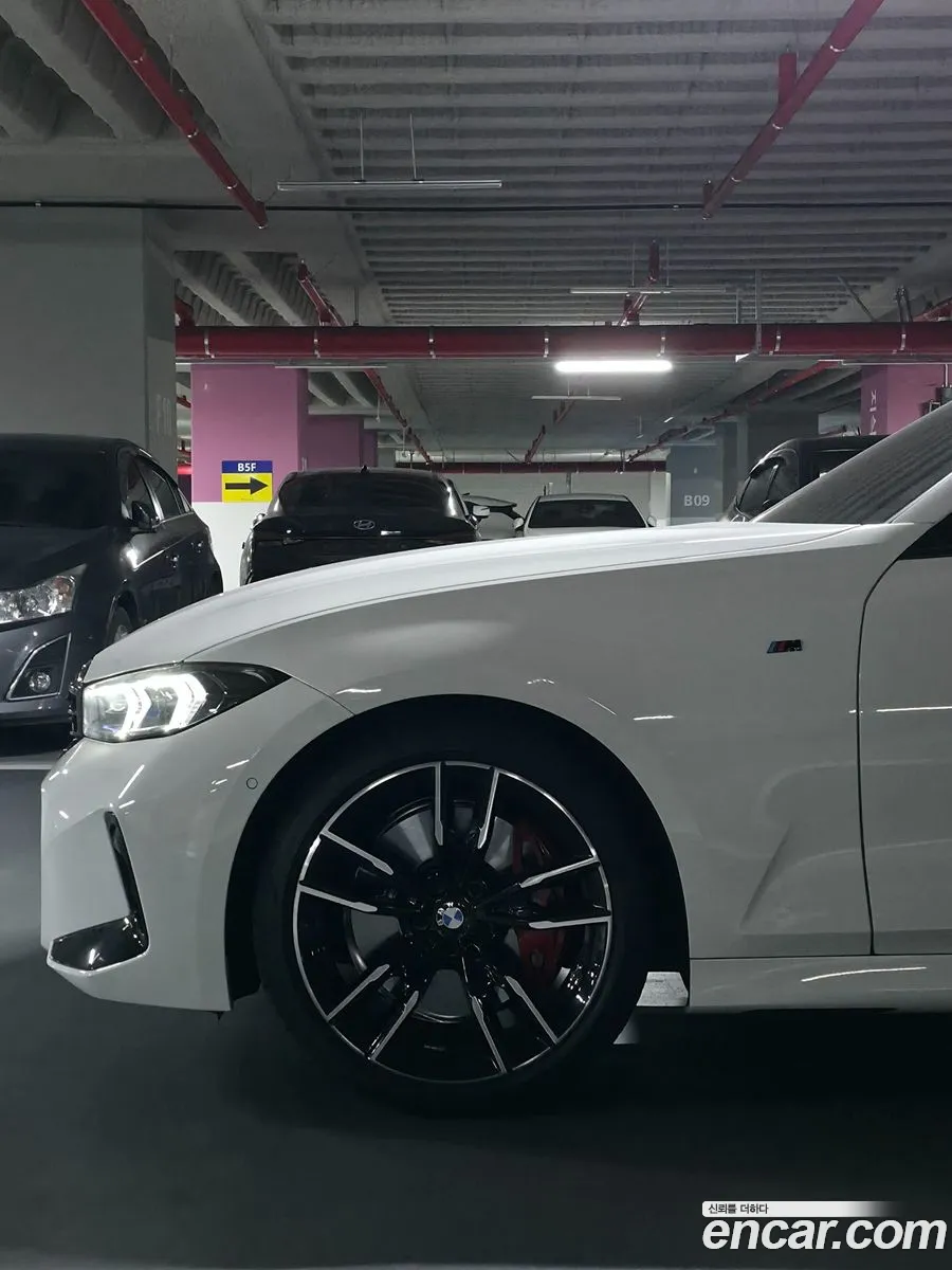 BMW 3 Series 2025 — 14